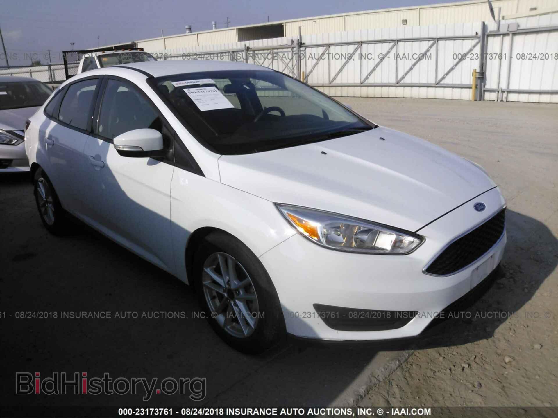 Photo 1FADP3F25HL249630 - Ford Focus 2017