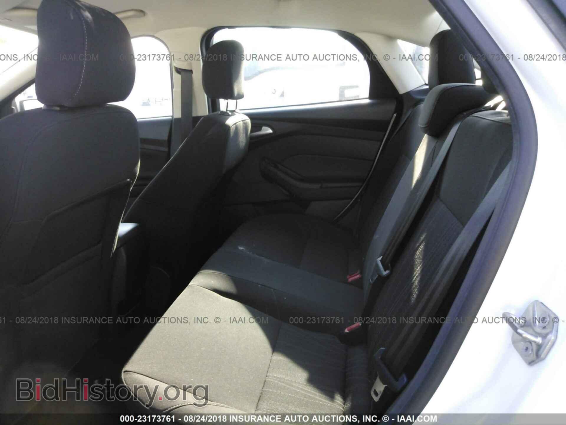 2017 Ford Focus - VIN: 1FADP3F25HL249630 - Фото 8