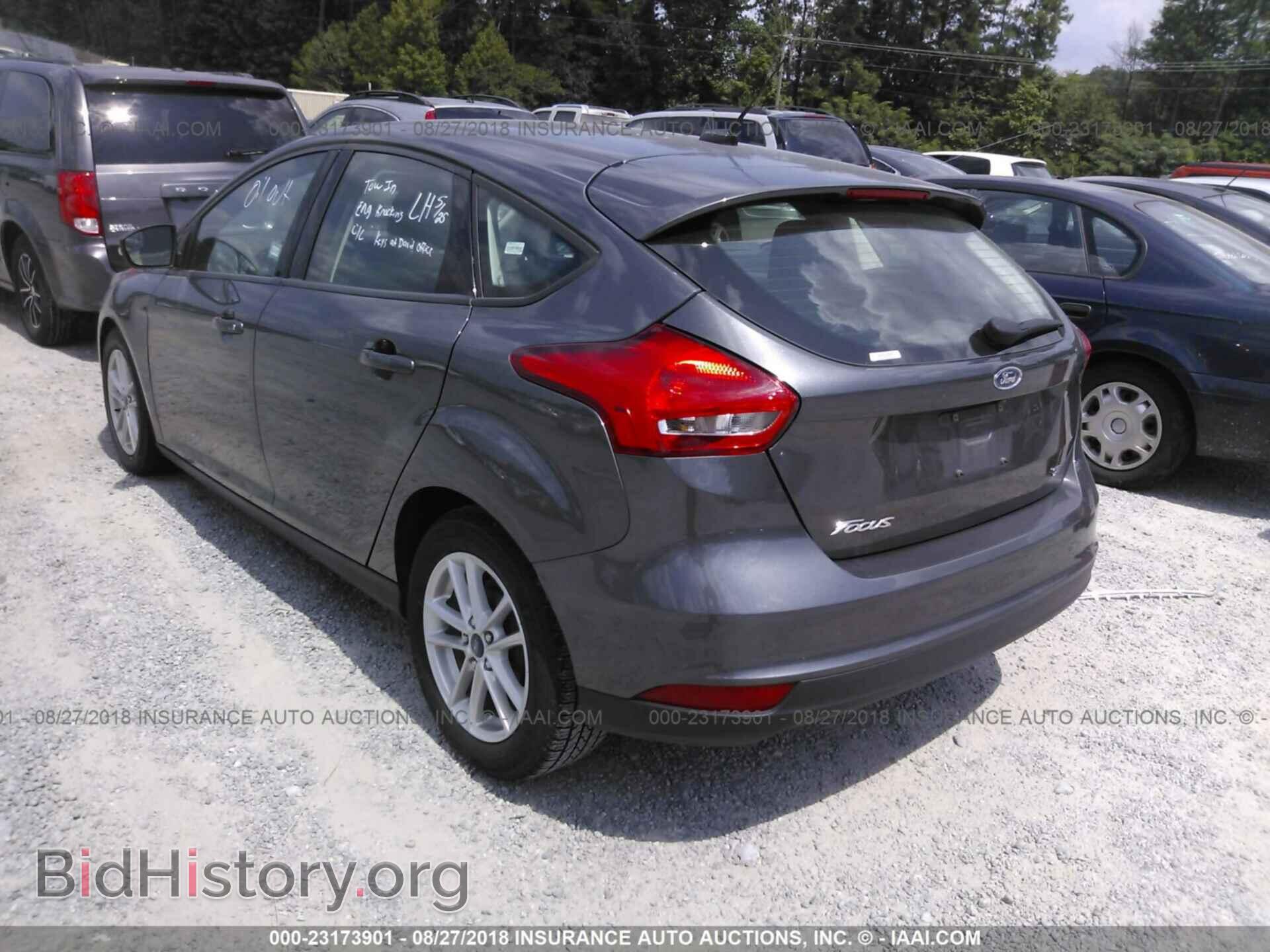 2017 Ford Focus - VIN: 1FADP3K21HL216498 - Фото 3