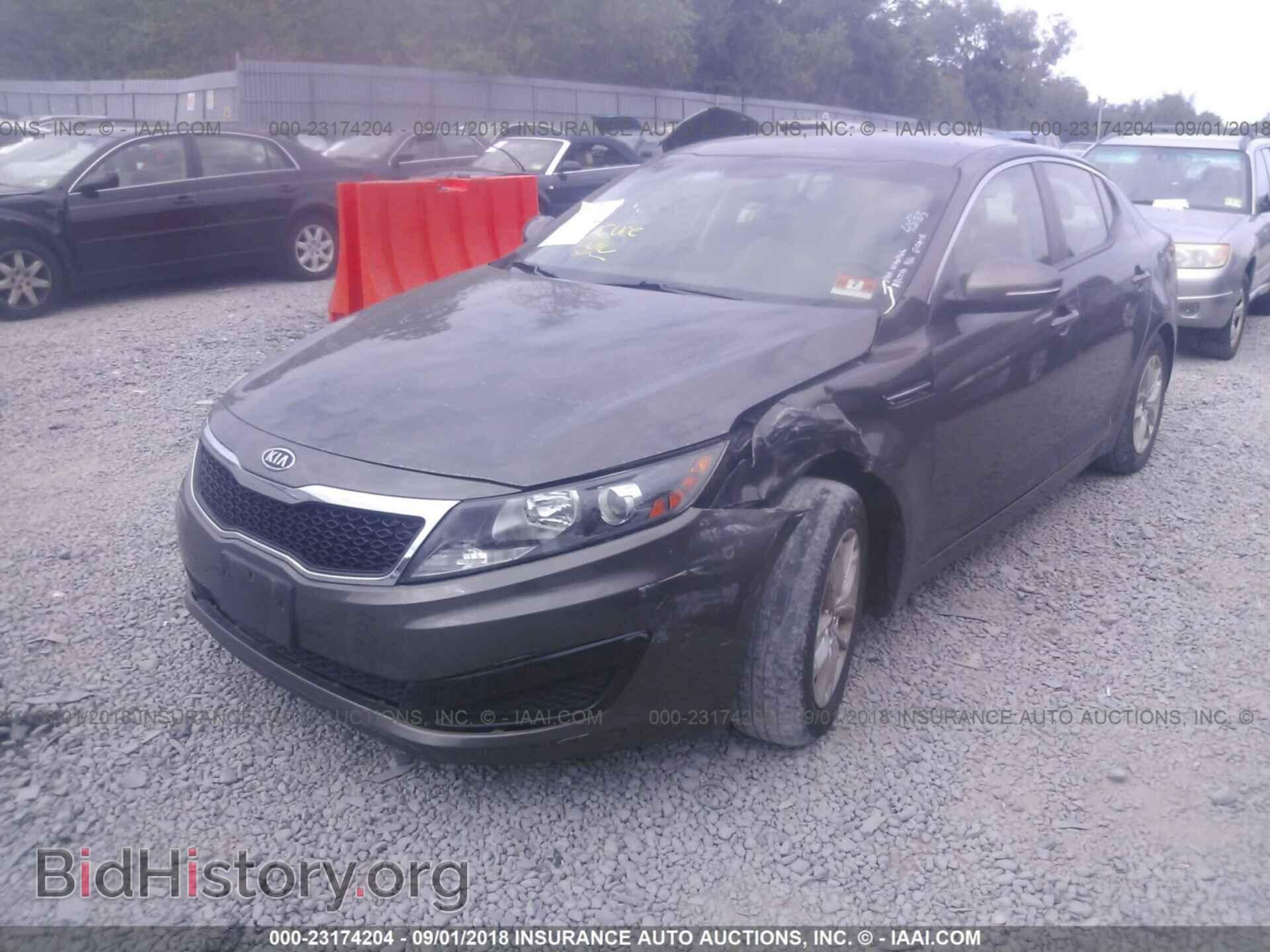 2011 Kia Optima - VIN: KNAGM4A79B5134885 - Фото 2