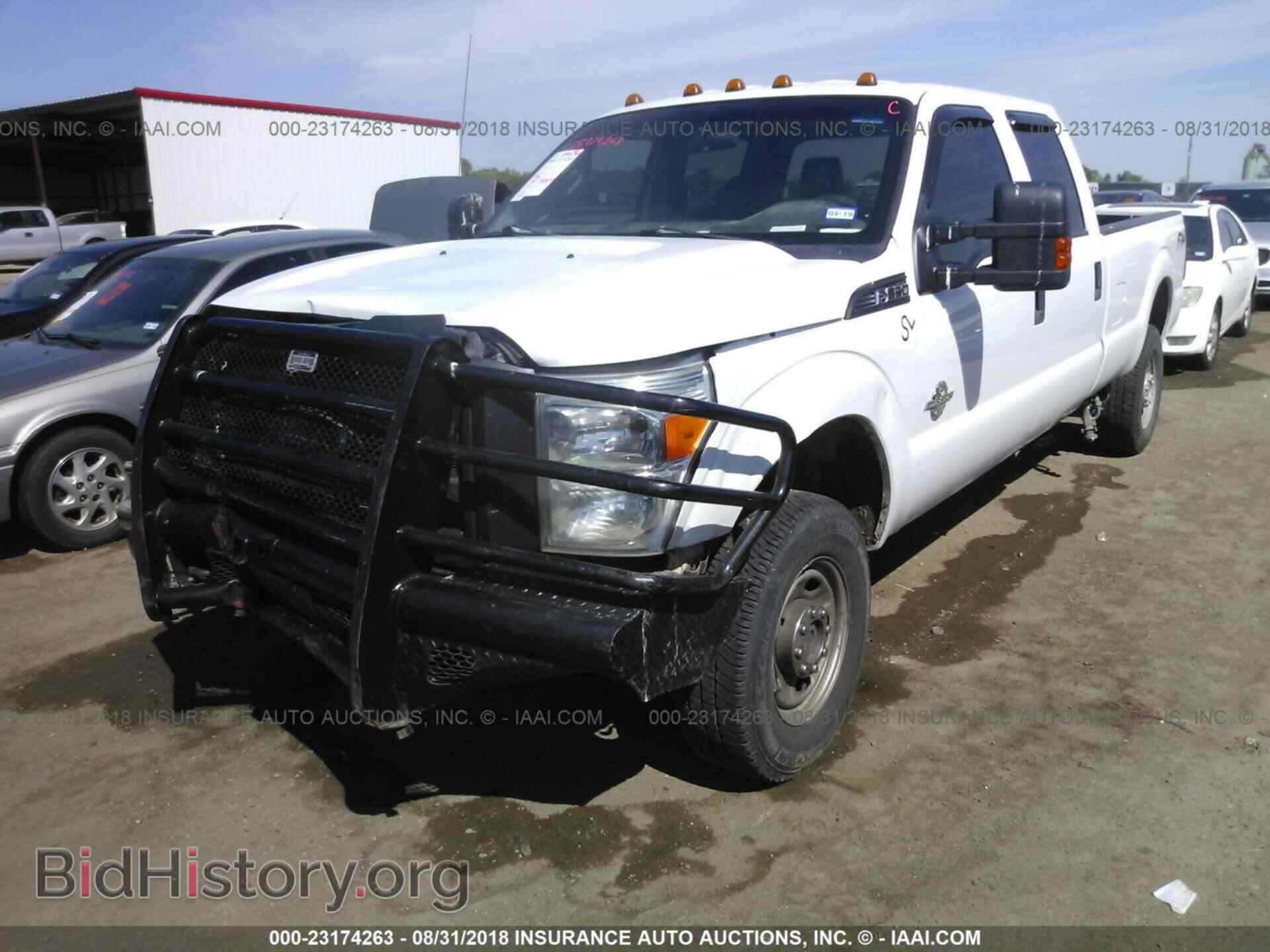 2012 Ford F350 - VIN: 1FT8W3BT4CED15675 - Фото 2