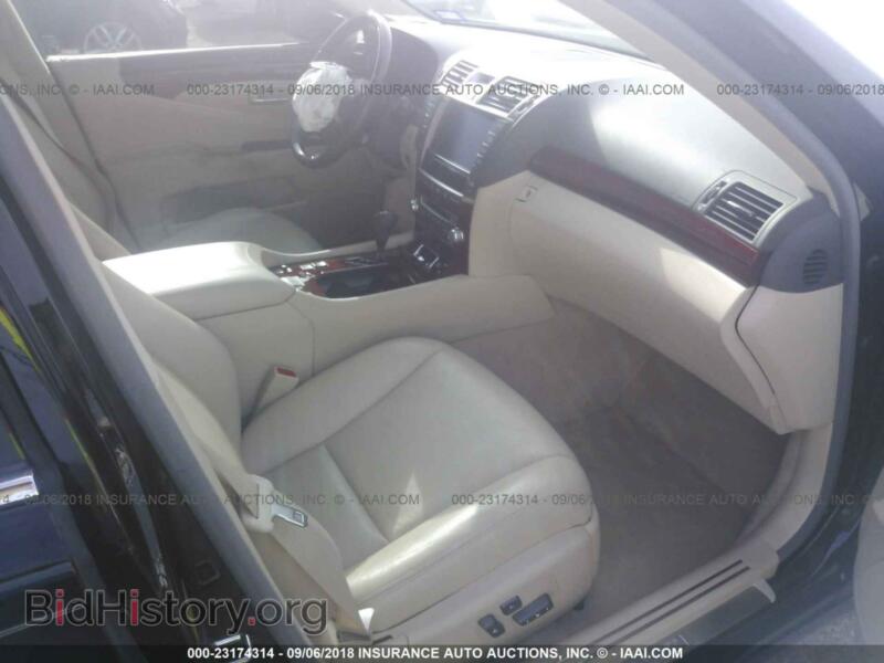 2012 Lexus LS (VIN JTHBL5EF8C5111010) — photo 5 of 10