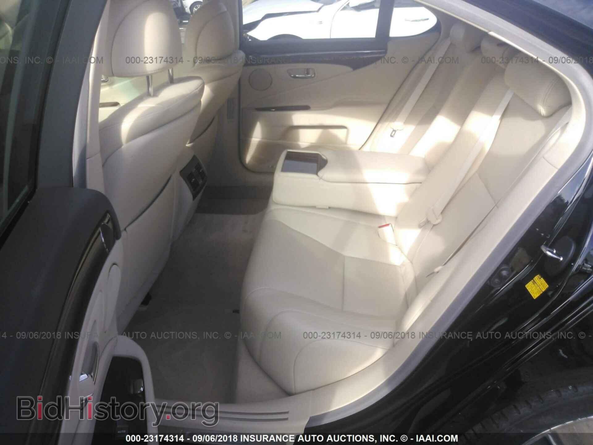 2012 Lexus Ls - VIN: JTHBL5EF8C5111010 - Фото 8