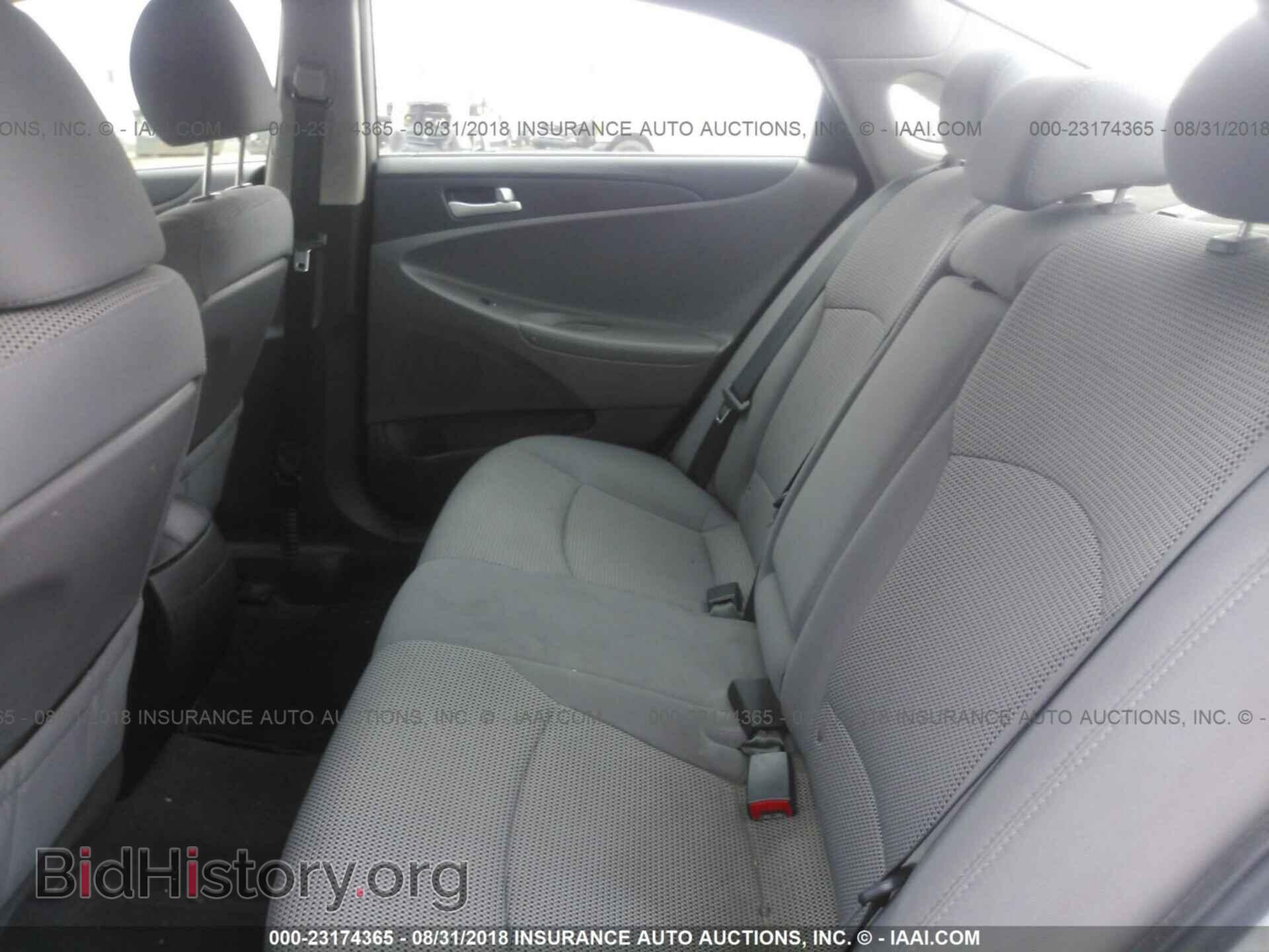 2012 Hyundai Sonata - VIN: 5NPEB4AC7CH384799 - Фото 8