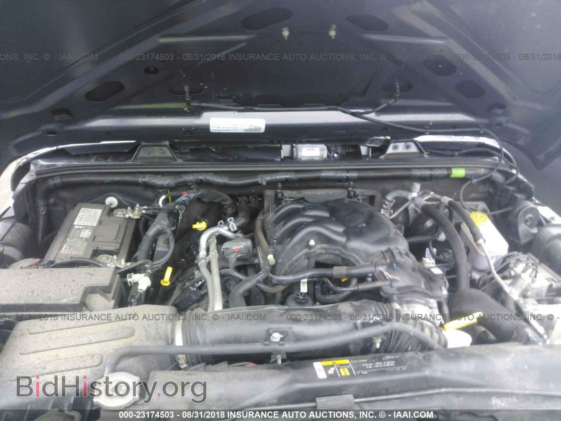 2017 Jeep Wrangler - VIN: 1C4BJWDG2HL702802 - Фото 10