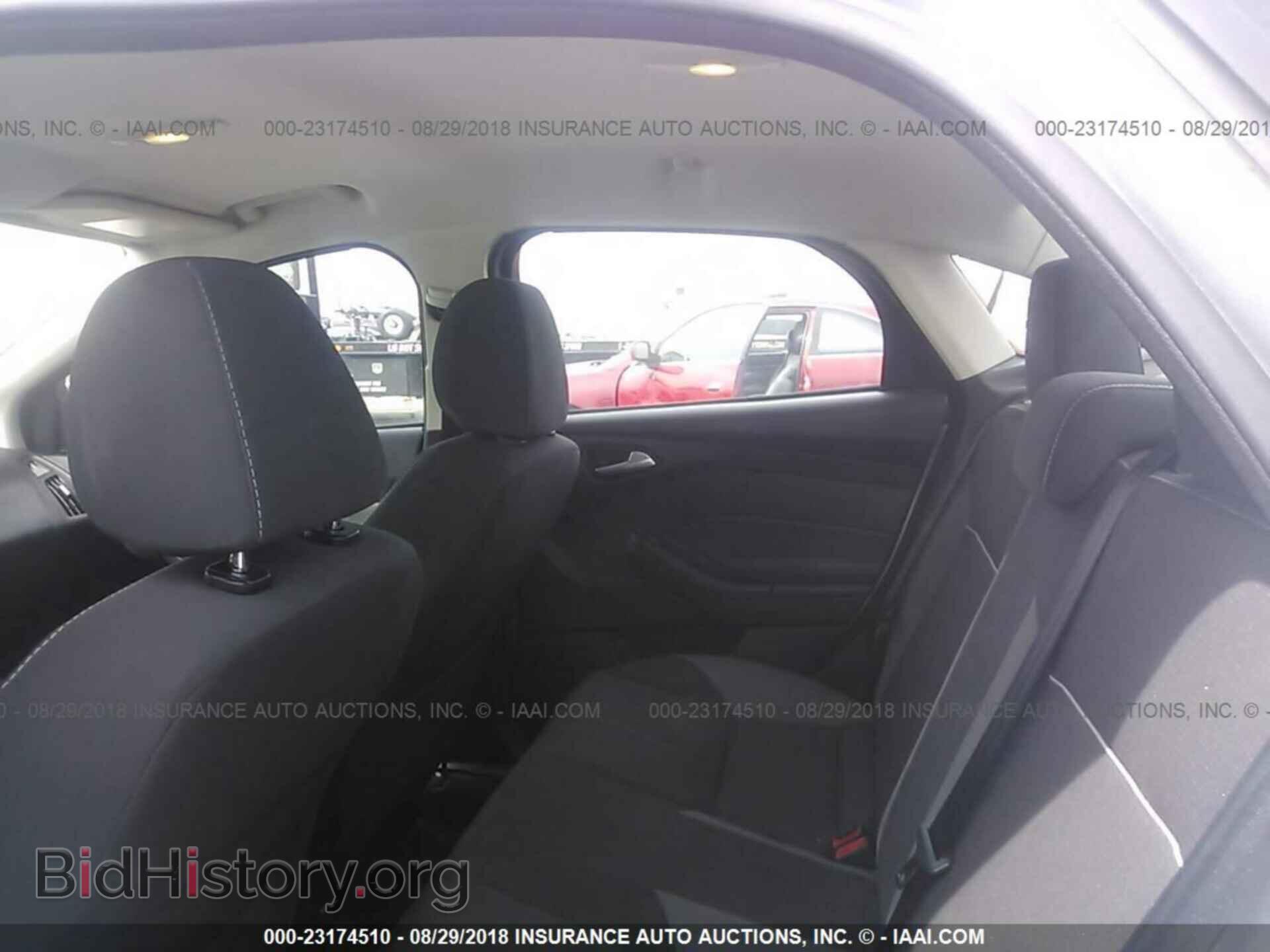 2013 Ford Focus - VIN: 1FADP3F22DL191129 - Photo 8