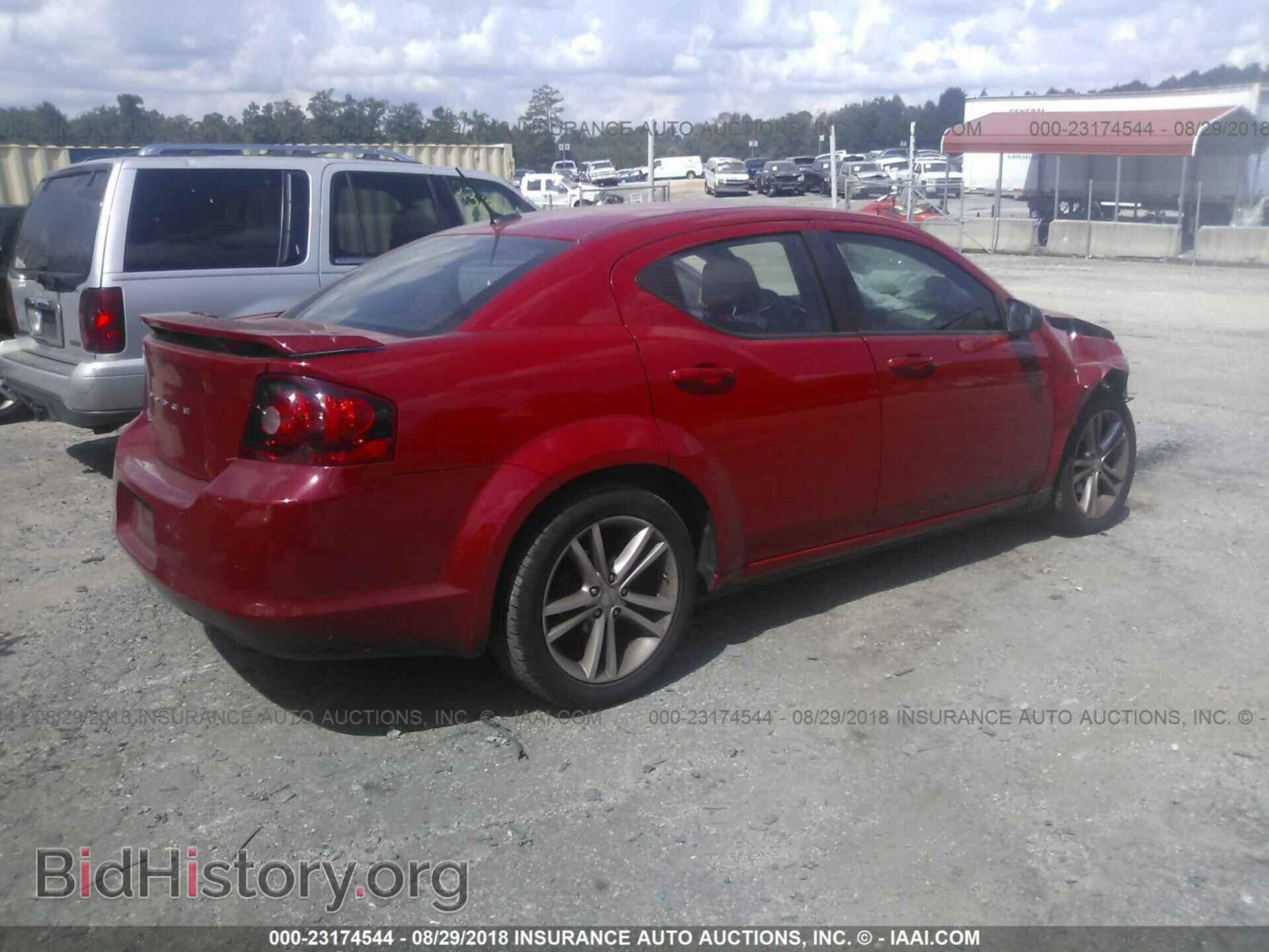 2014 Dodge Avenger - VIN: 1C3CDZABXEN226826 - Photo 4