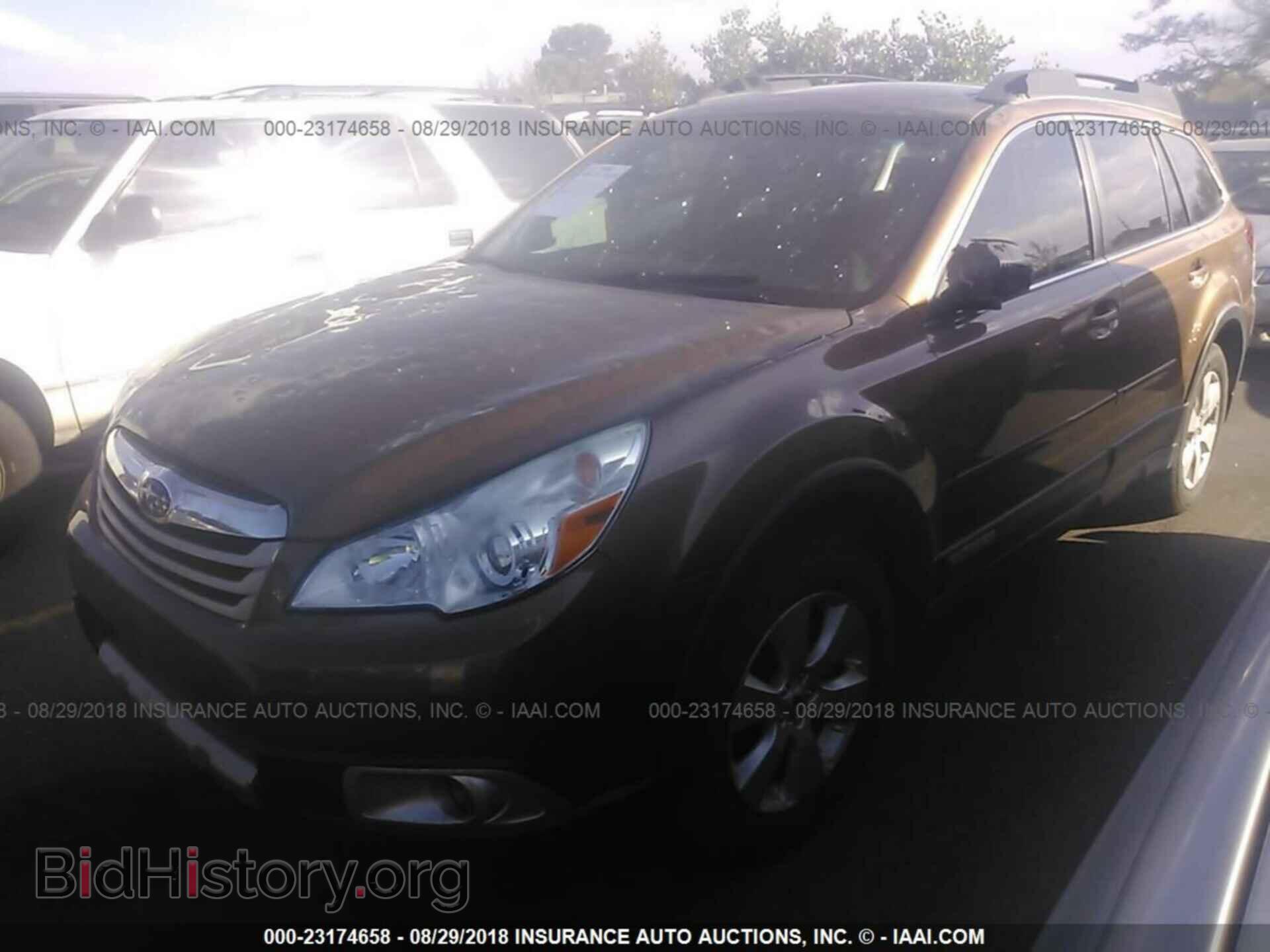 2012 Subaru Outback - VIN: 4S4BRBKC5C3231850 - Photo 2