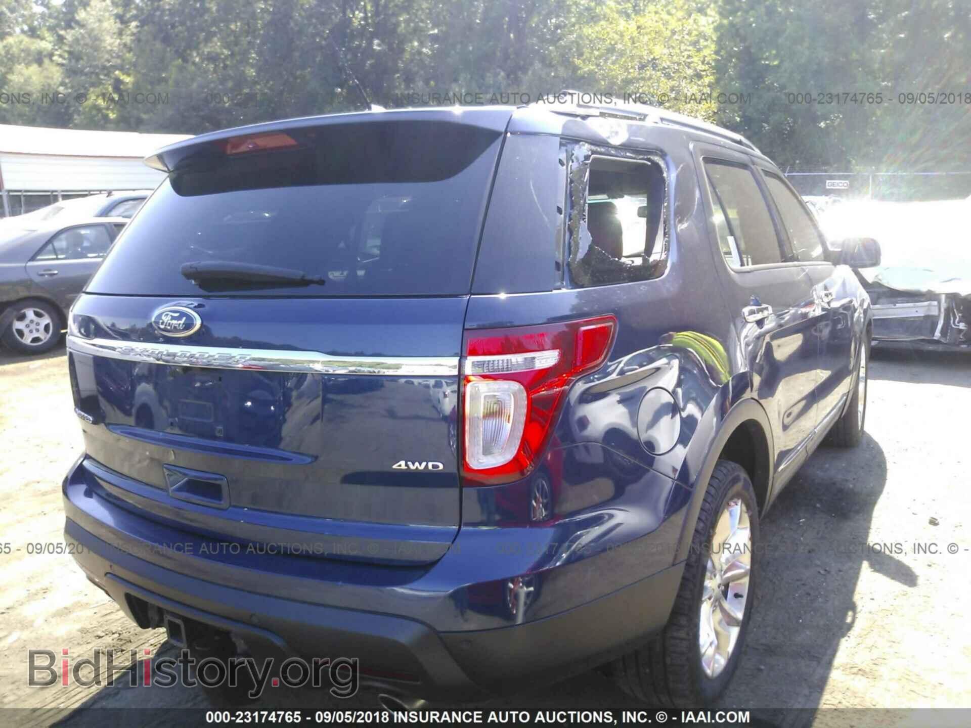 2012 Ford Explorer - VIN: 1FMHK8F80CGA64040 - Photo 4