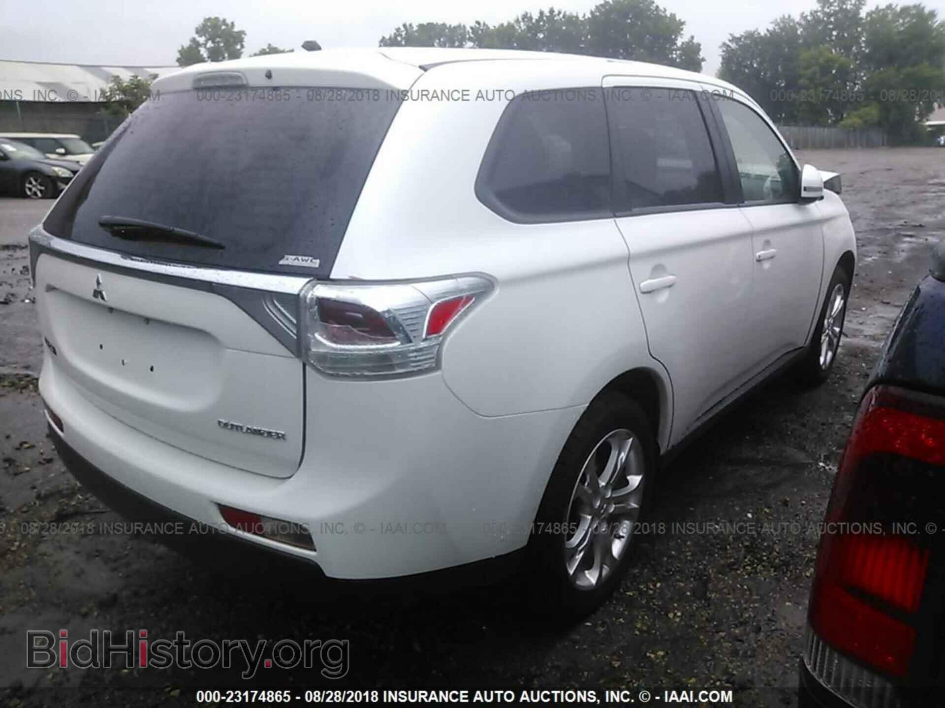 2014 Mitsubishi Outlander - VIN: JA4AZ3A31EZ013549 - Фото 4