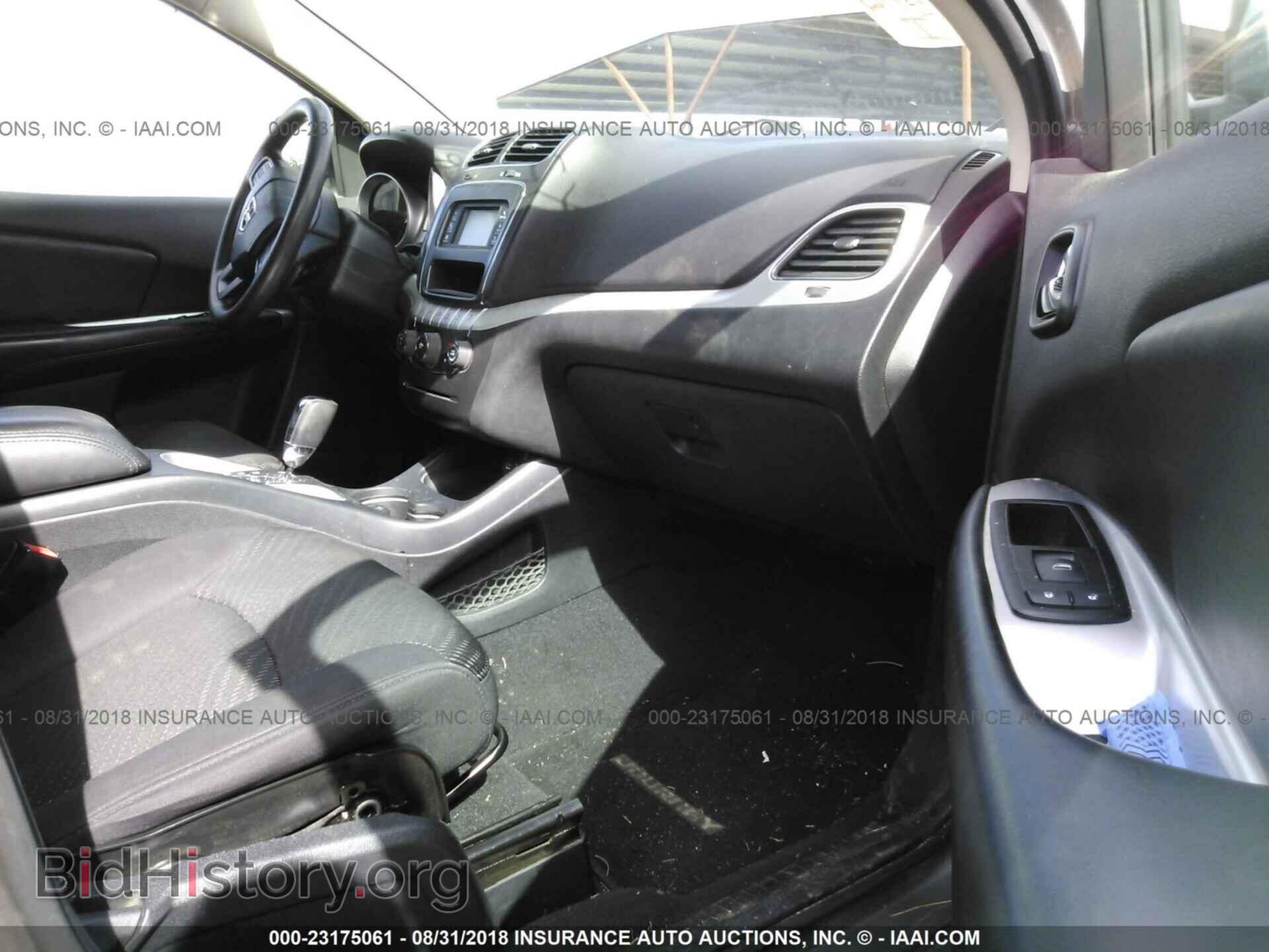 2012 Dodge Journey - VIN: 3C4PDCBGXCT255454 - Фото 5