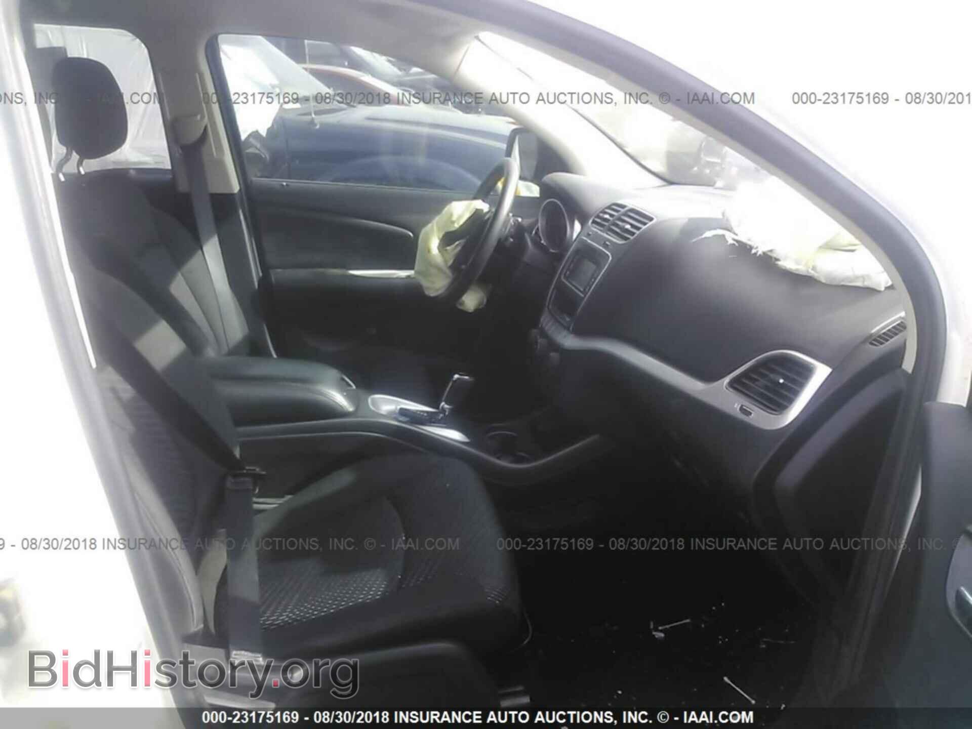 2016 Dodge Journey - VIN: 3C4PDCAB5GT240629 - Фото 5