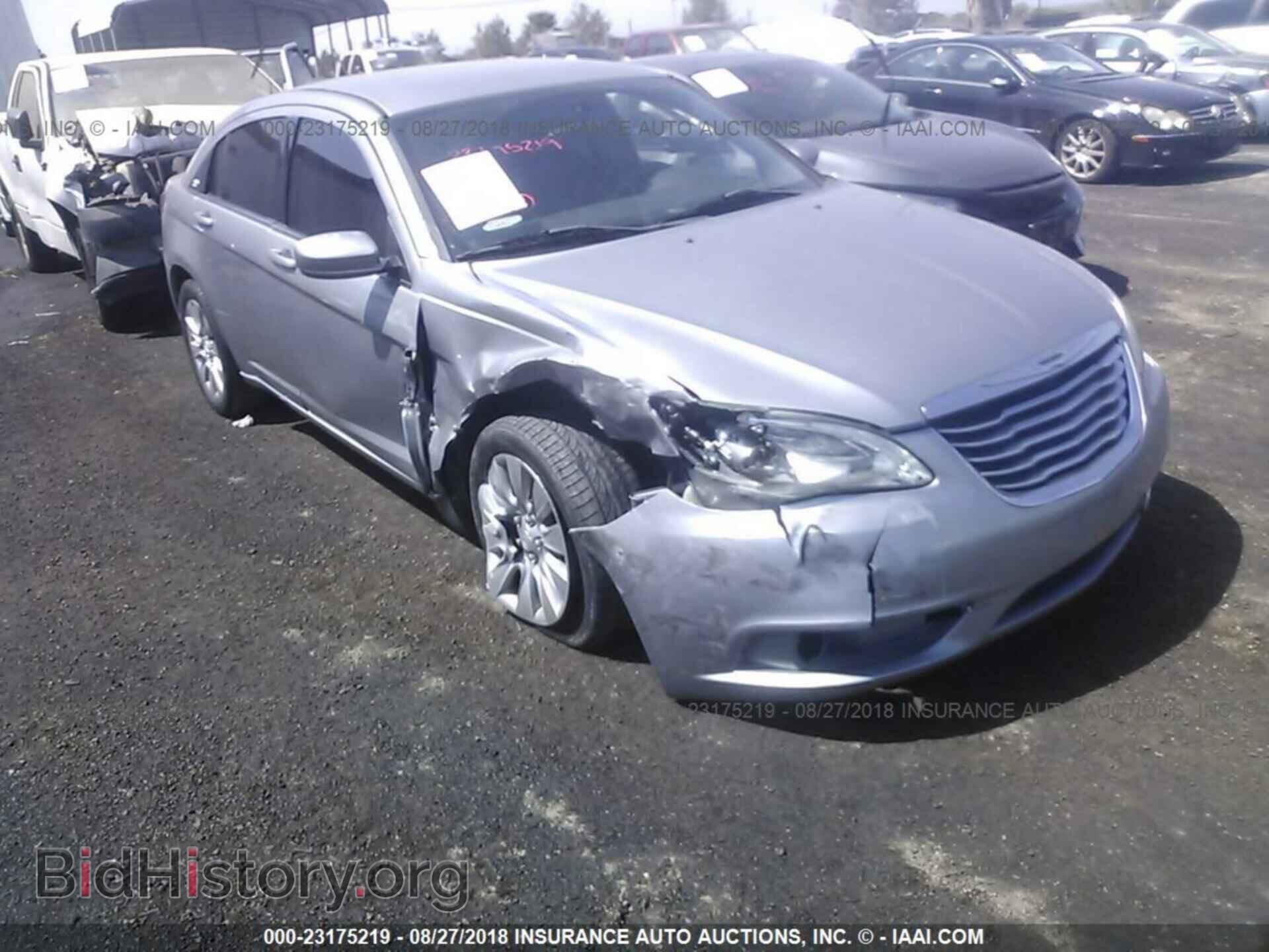 Photo 1C3CCBAB7DN734518 - Chrysler 200 2013