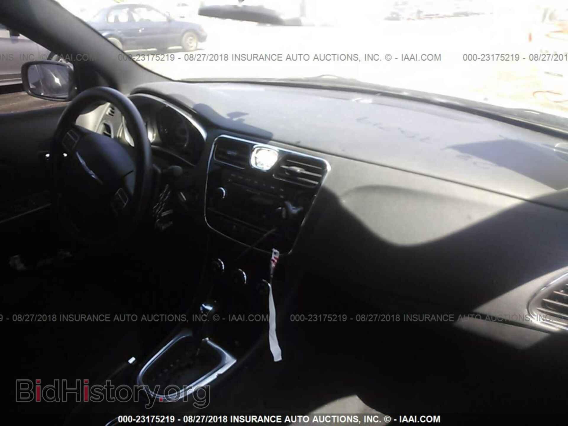 2013 Chrysler 200 - VIN: 1C3CCBAB7DN734518 - Фото 5