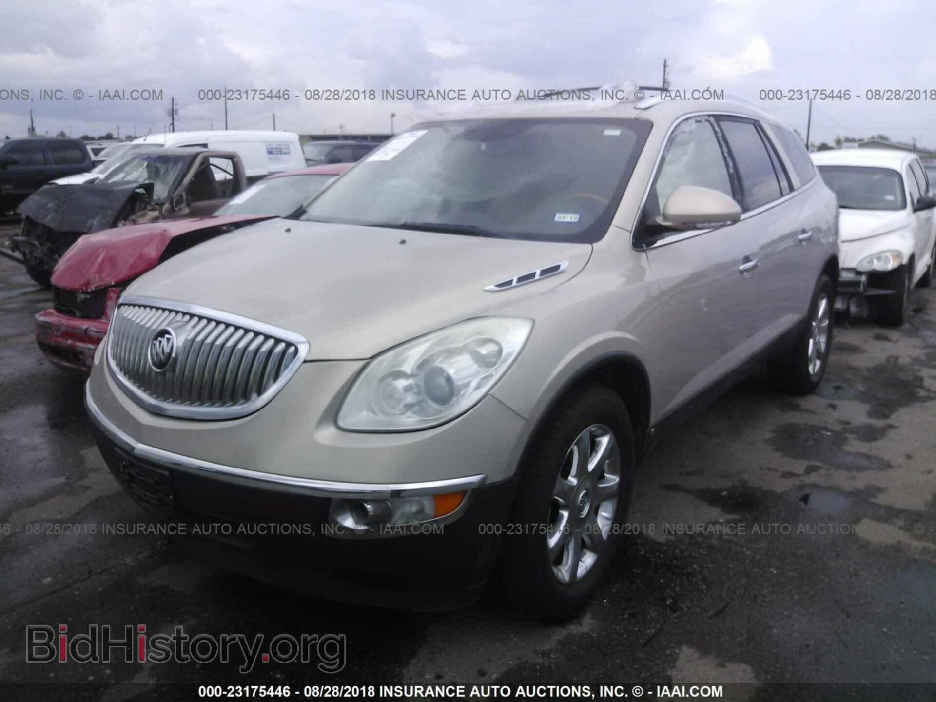 2008 BUICK ENCLAVE - VIN: 5GAER23768J293359 - Фото 2