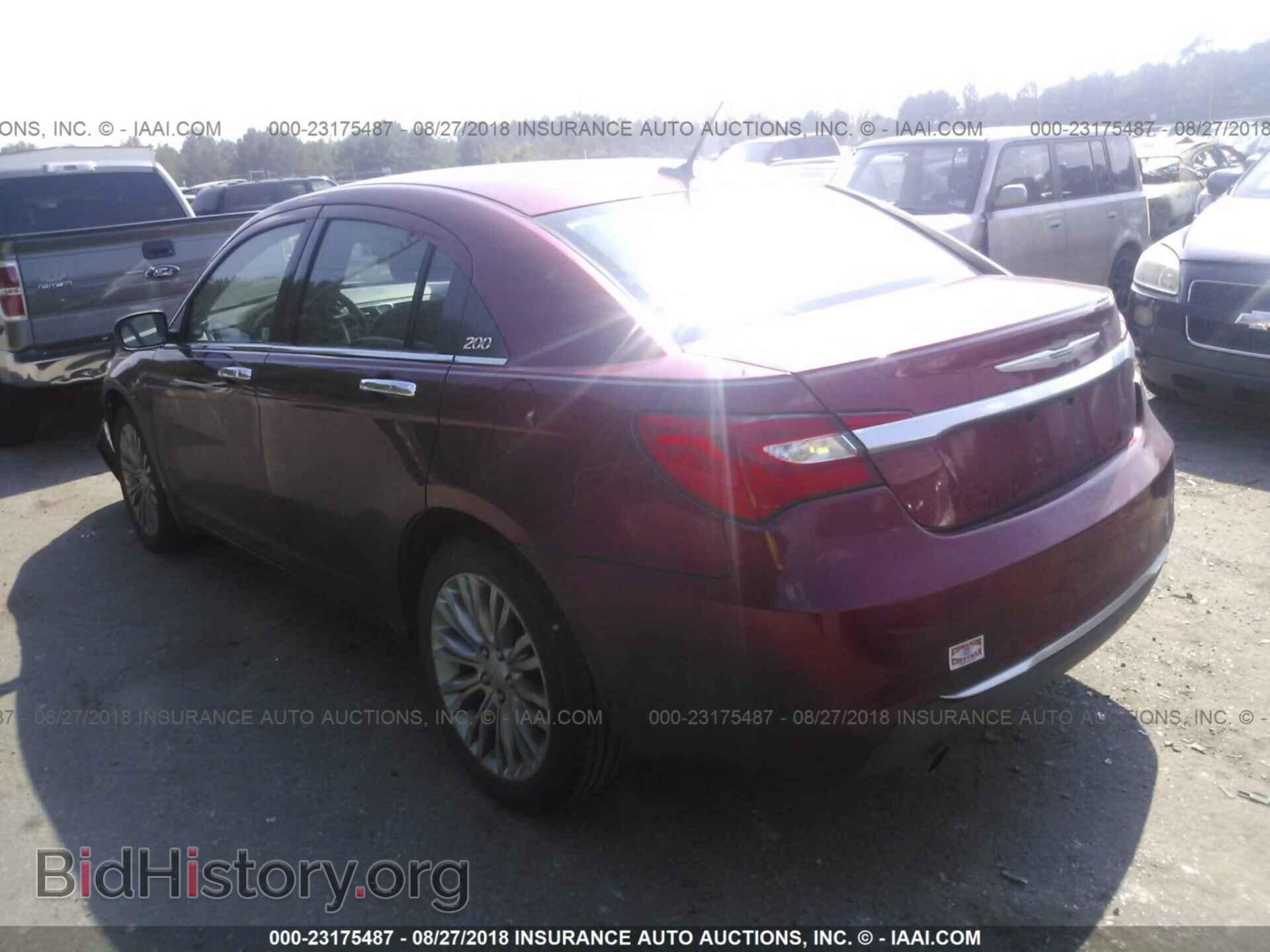 2013 Chrysler 200 - VIN: 1C3CCBCG2DN513918 - Photo 3