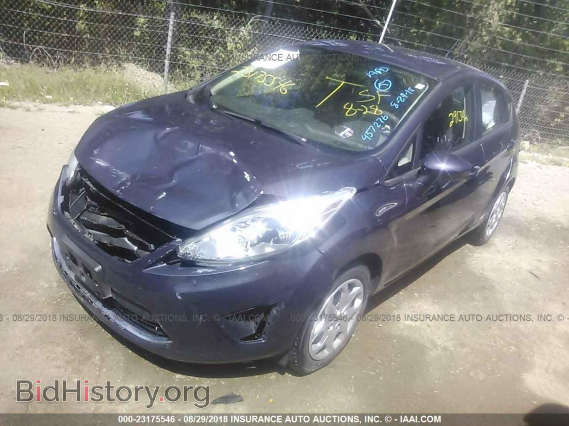 2012 Ford Fiesta - VIN: 3FADP4EJ6CM198595 - Photo 2