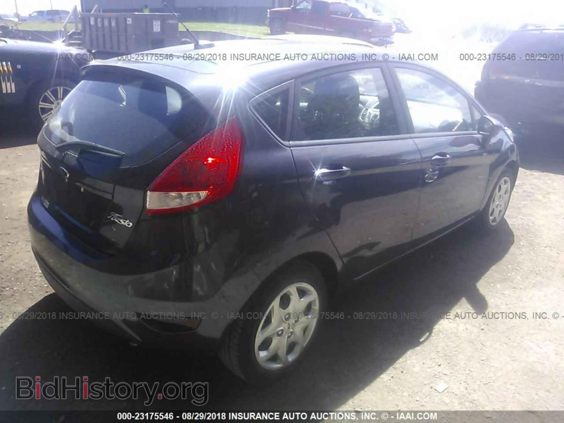 2012 Ford Fiesta - VIN: 3FADP4EJ6CM198595 - Photo 4