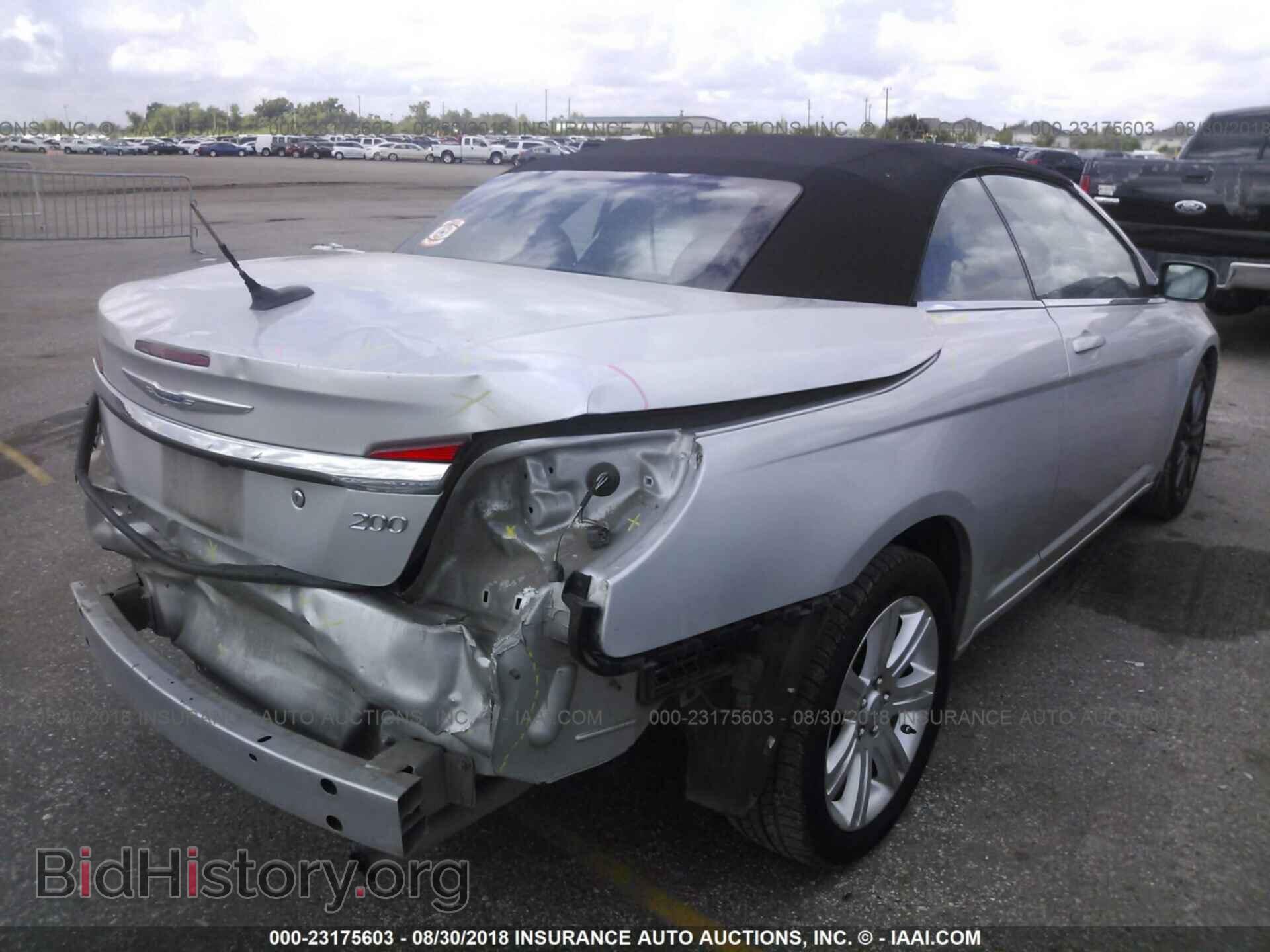 2012 Chrysler 200 - VIN: 1C3BCBEBXCN277806 - Фото 4