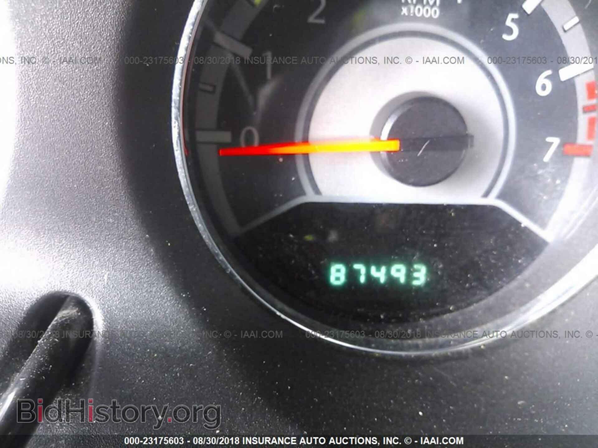 2012 Chrysler 200 - VIN: 1C3BCBEBXCN277806 - Фото 7