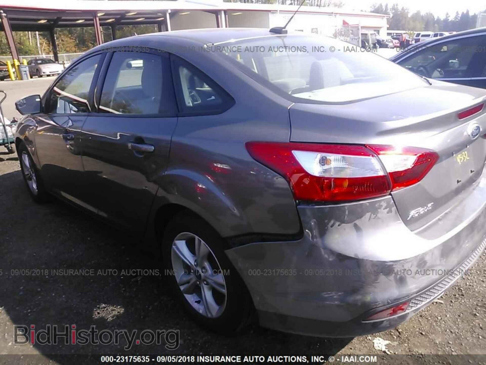 2014 Ford Focus - VIN: 1FADP3F28EL459103 - Photo 3
