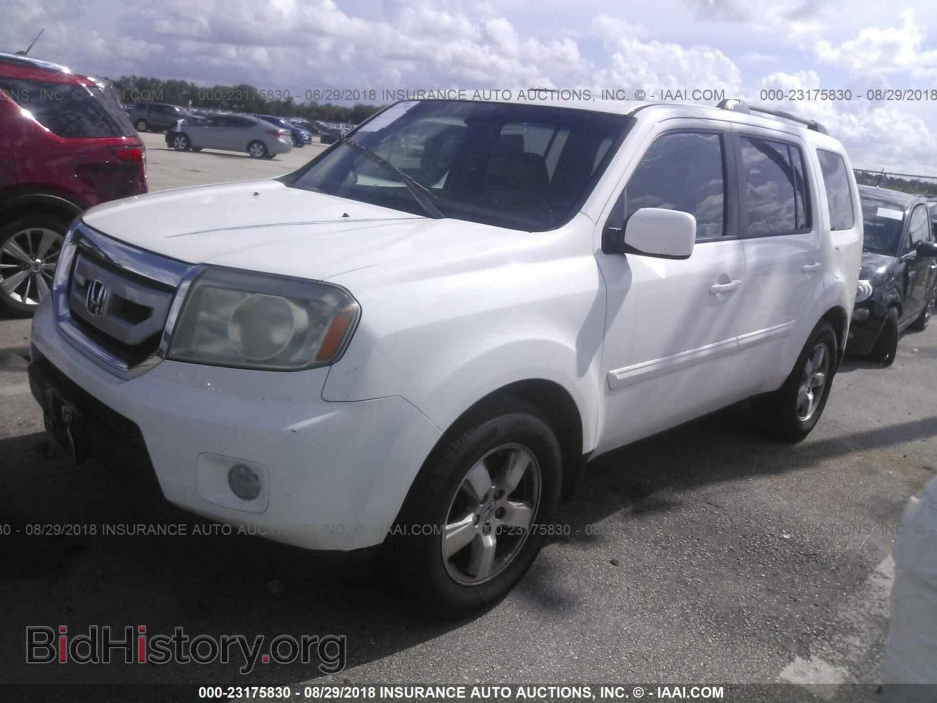 2011 Honda Pilot - VIN: 5FNYF3H62BB032593 - Photo 2