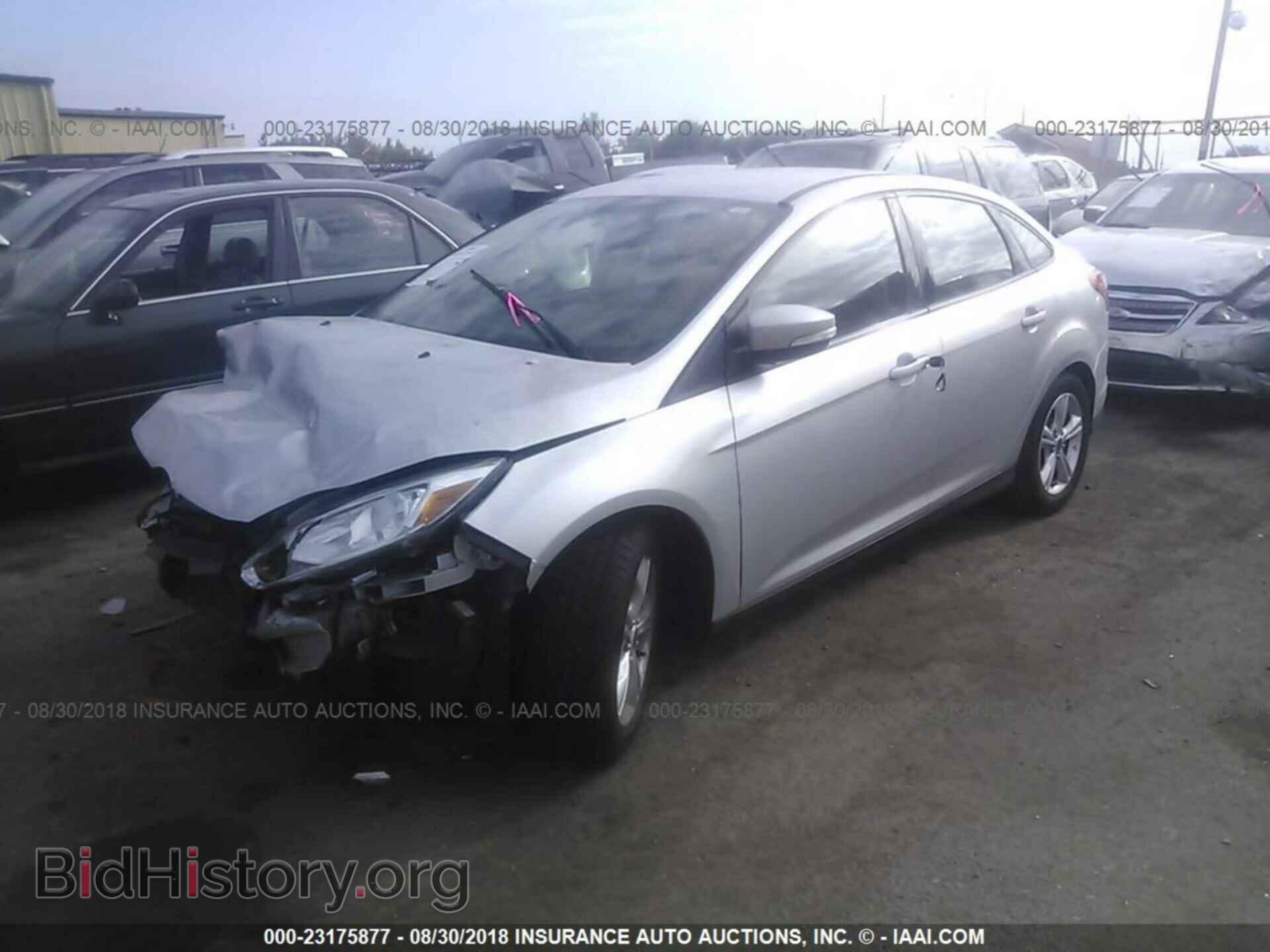 2014 Ford Focus - VIN: 1FADP3F27EL218021 - Фото 2