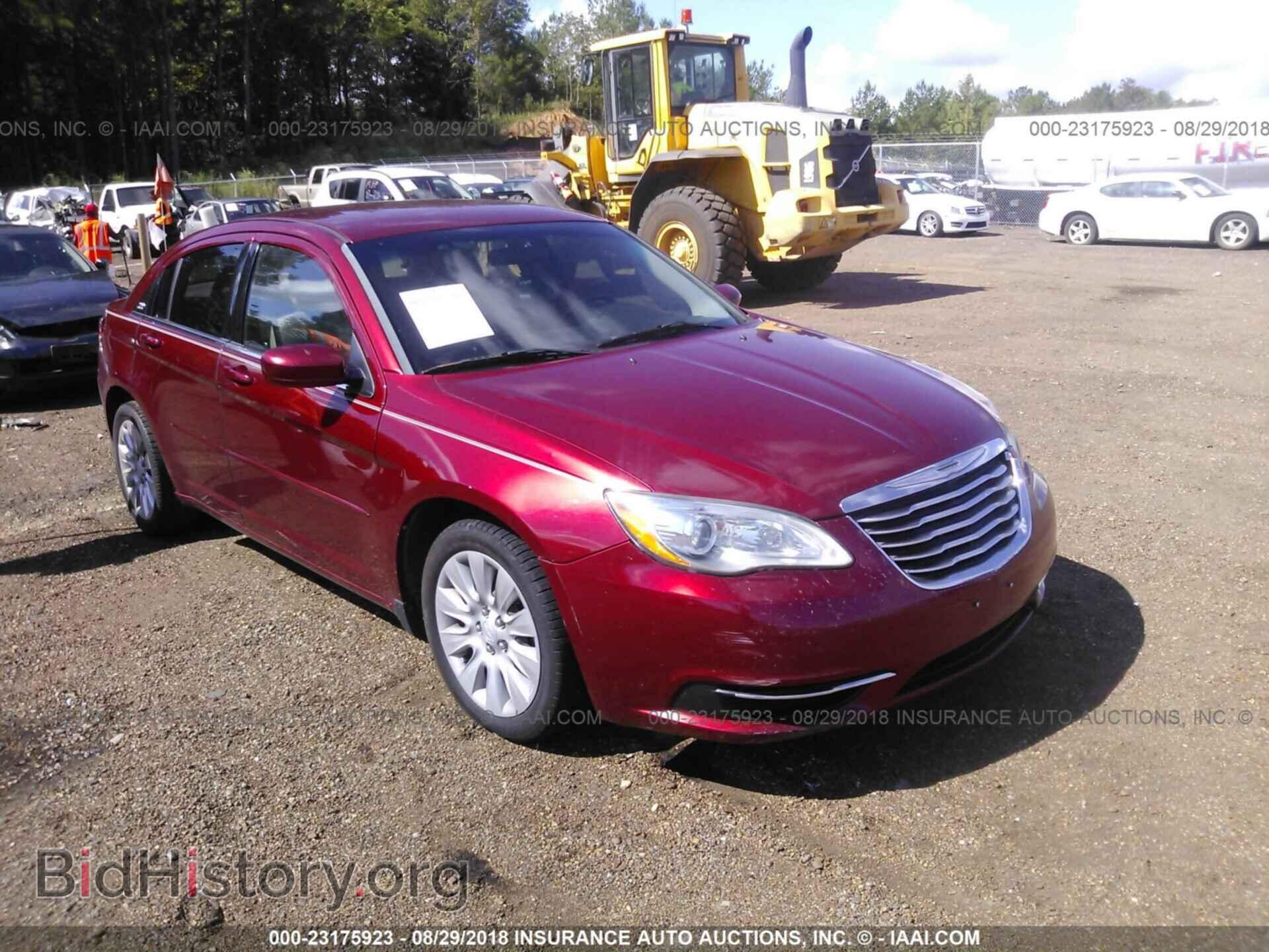 Photo 1C3CCBABXDN568740 - Chrysler 200 2013