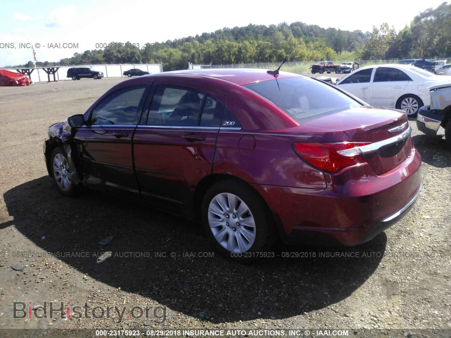 2013 Chrysler 200 - VIN: 1C3CCBABXDN568740 - Photo 3
