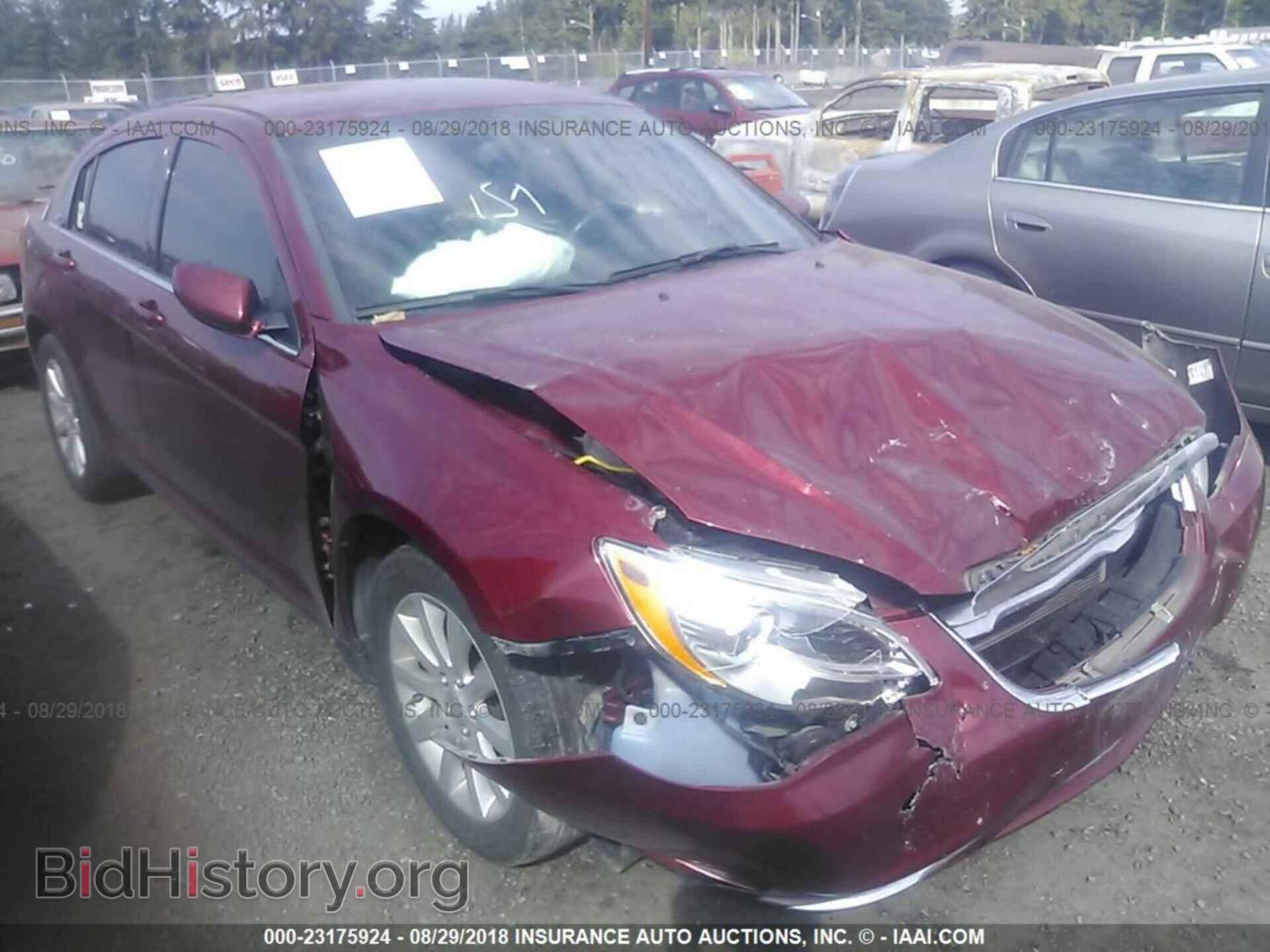 Photo 1C3CCBBB2DN555530 - Chrysler 200 2013
