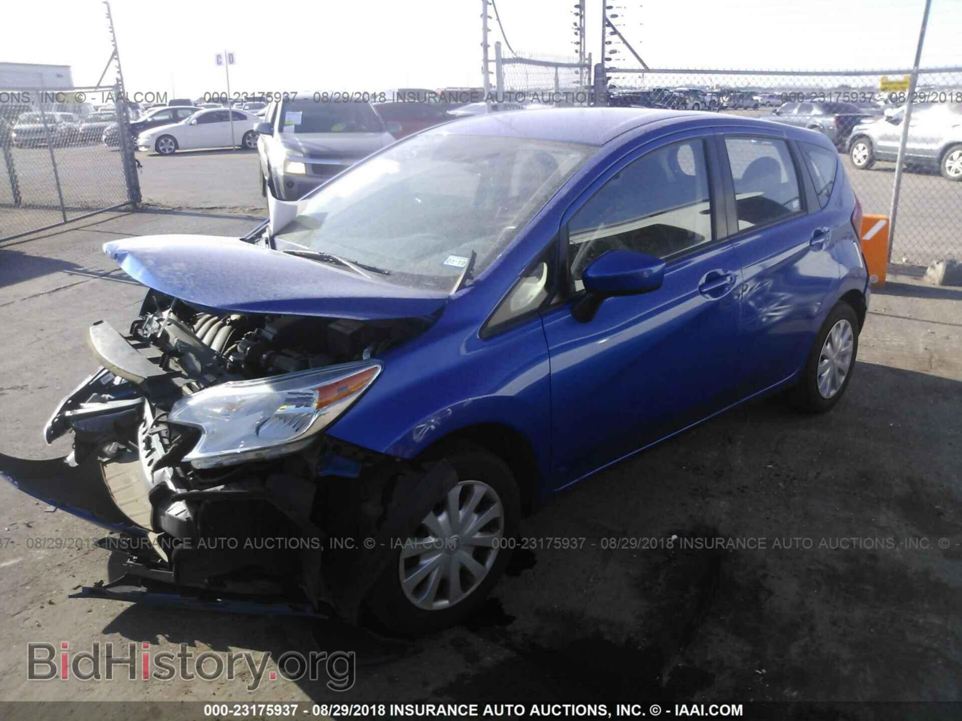 2015 Nissan Versa note - VIN: 3N1CE2CP7FL368774 - Photo 2