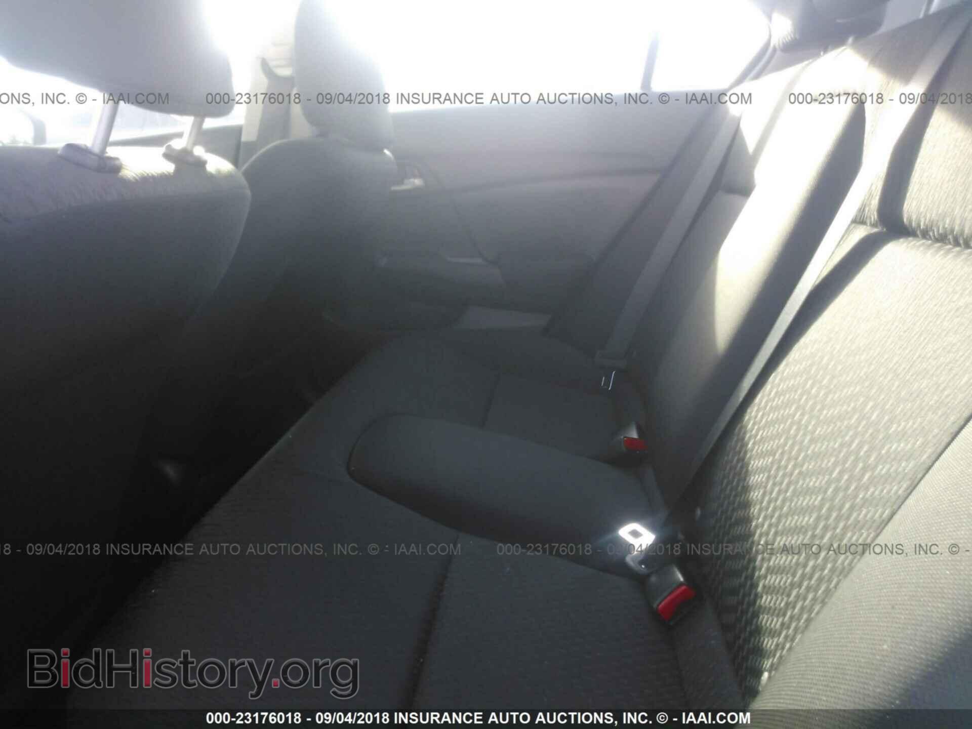 2014 Honda Civic - VIN: 19XFB2F58EE027397 - Photo 8
