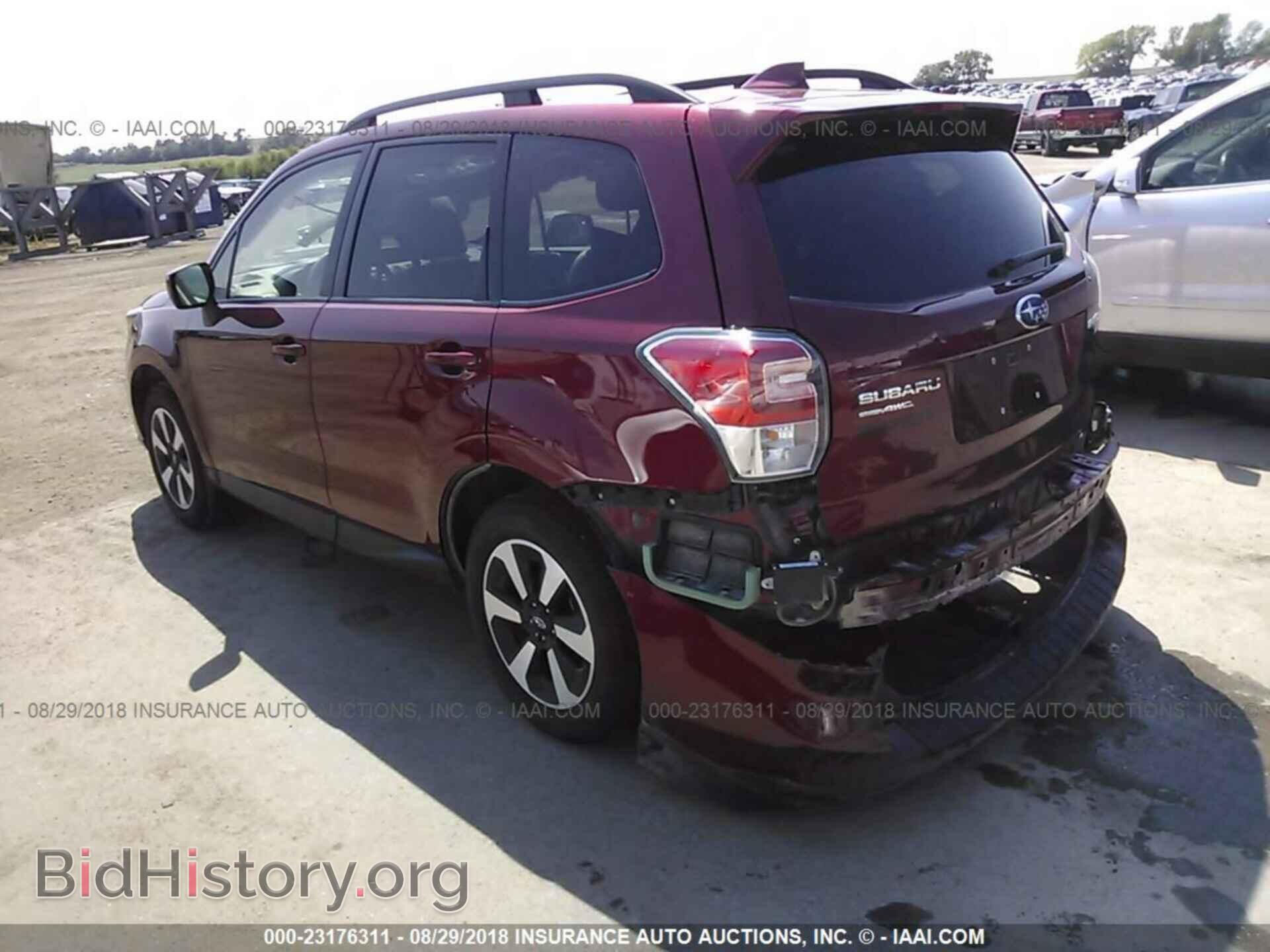 2017 Subaru Forester - VIN: JF2SJAGCXHH501570 - Фото 3