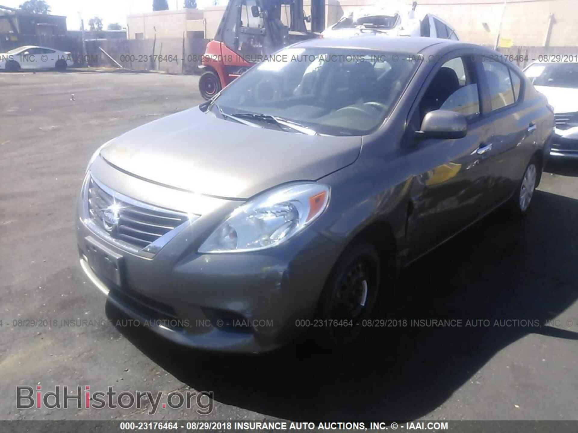 2012 Nissan Versa - VIN: 3N1CN7APXCL883974 - Фото 2