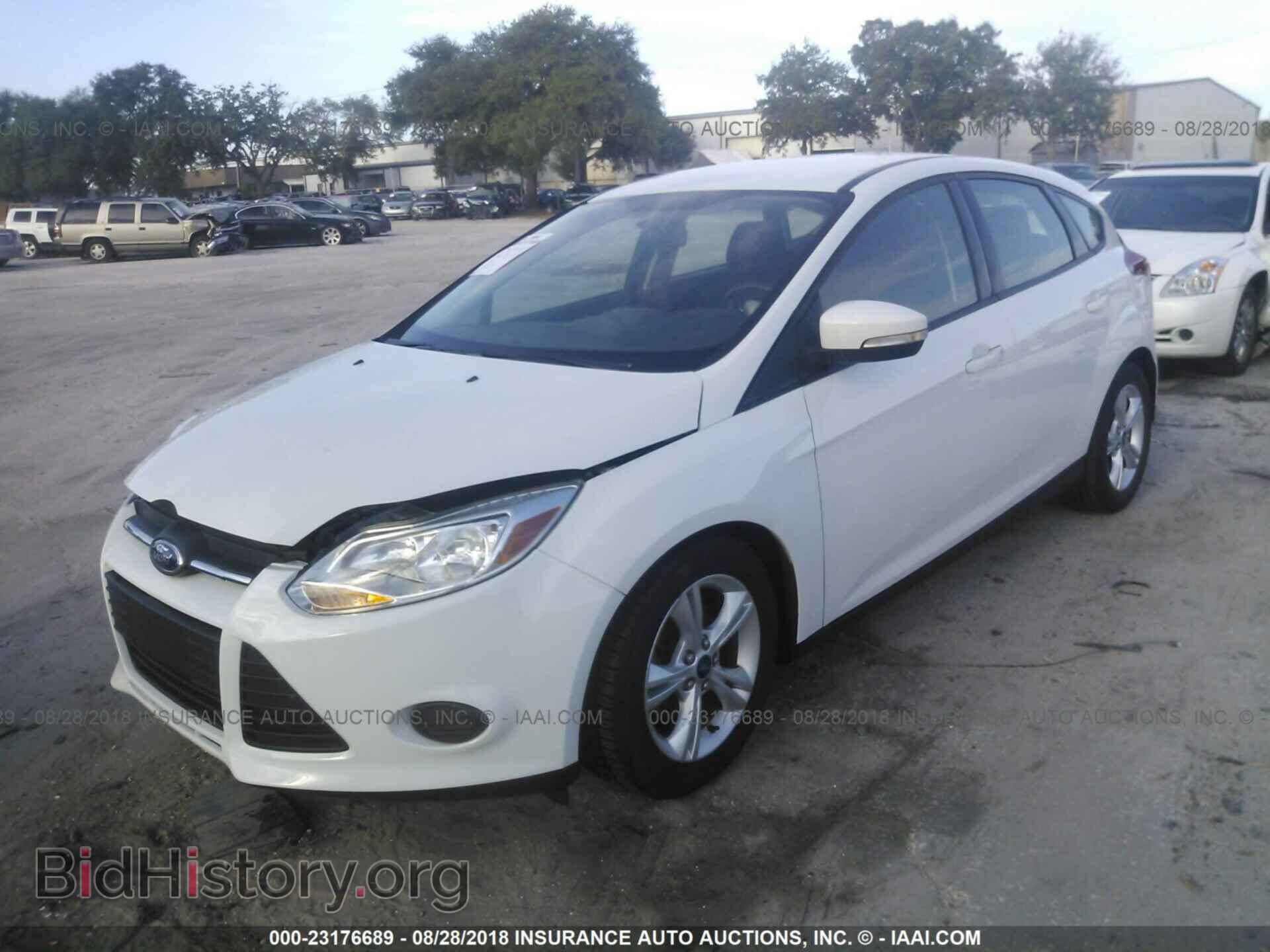 2013 Ford Focus - VIN: 1FADP3K25DL112428 - Photo 2