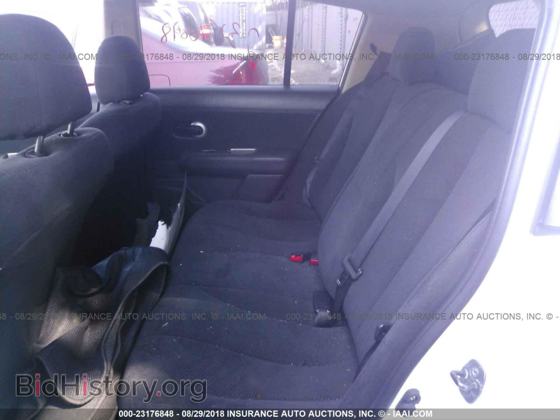 2011 Nissan Versa - VIN: 3N1BC1CP8BL491439 - Photo 8