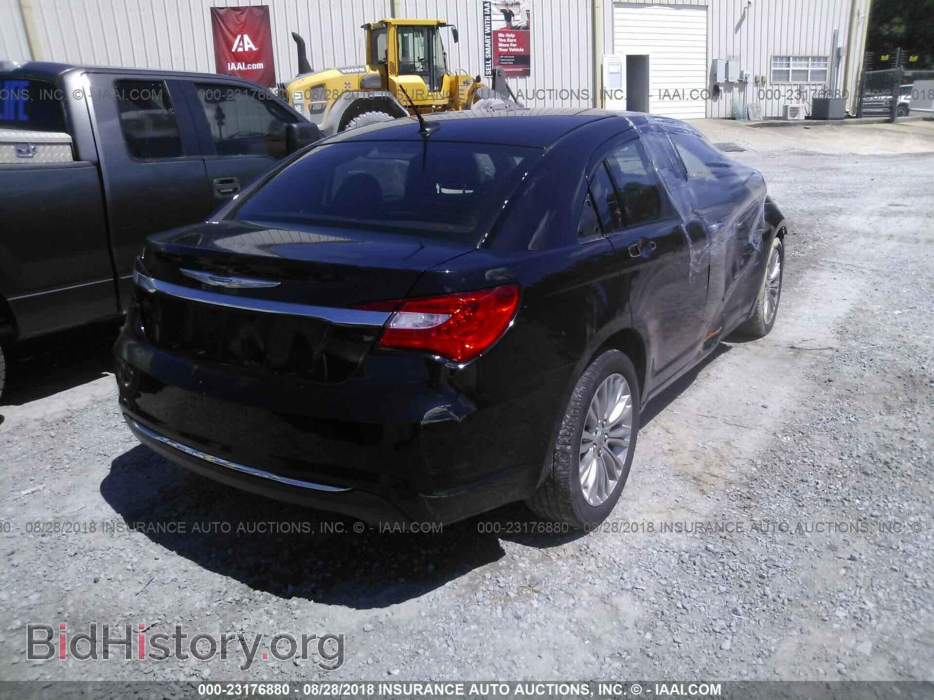 2012 Chrysler 200 - VIN: 1C3CCBCB4CN277372 - Фото 4