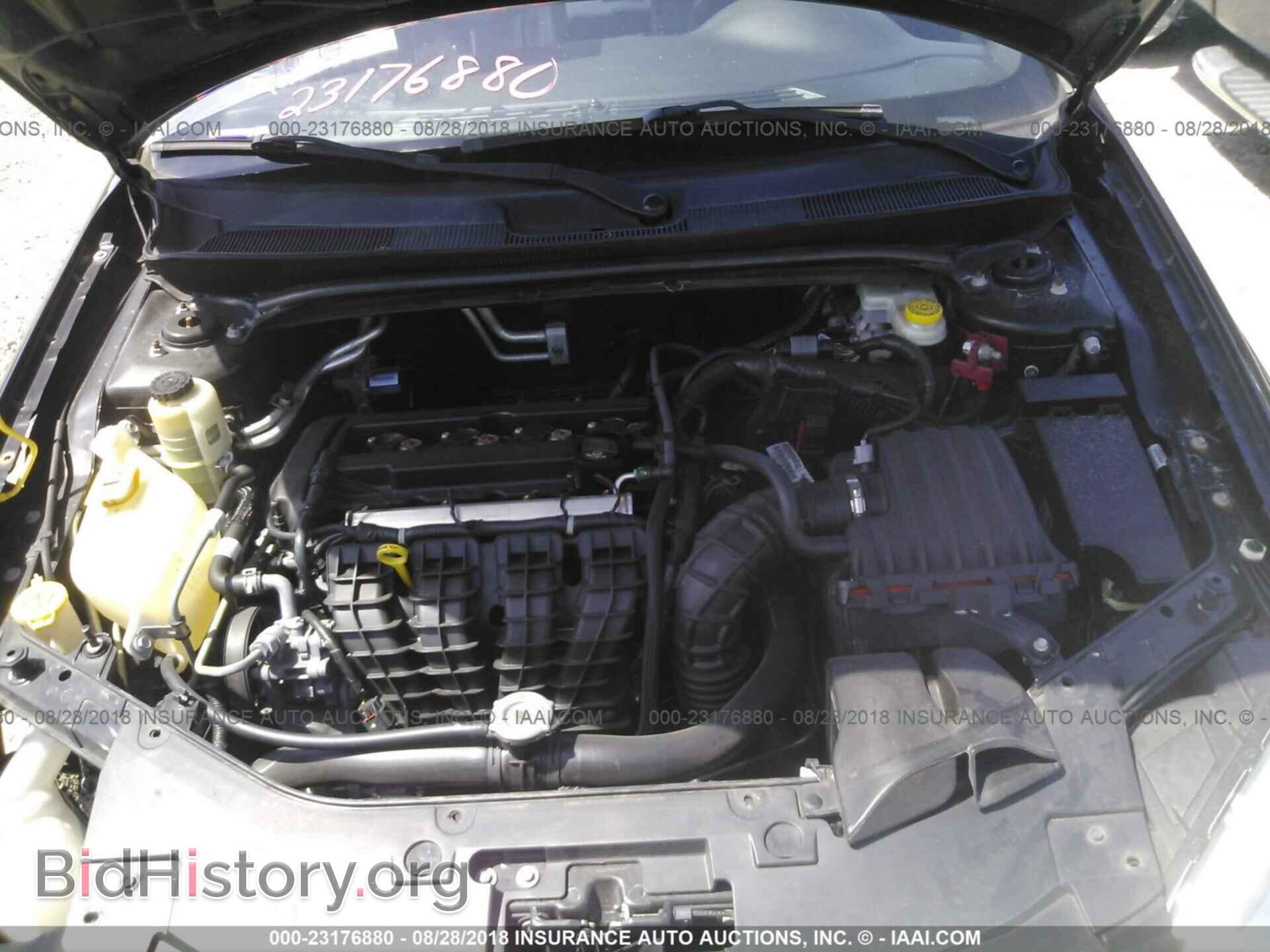 2012 Chrysler 200 - VIN: 1C3CCBCB4CN277372 - Фото 10