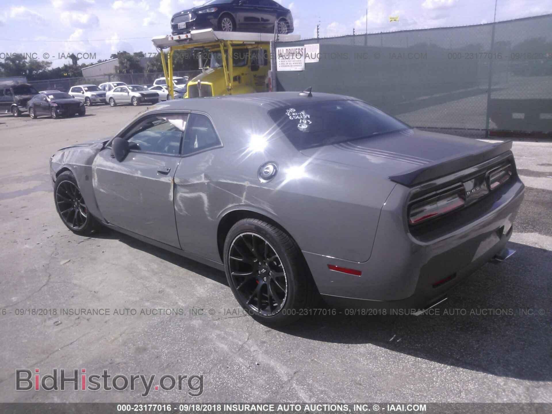 2018 Dodge Challenger - VIN: 2C3CDZFJ4JH271537 - Photo 3
