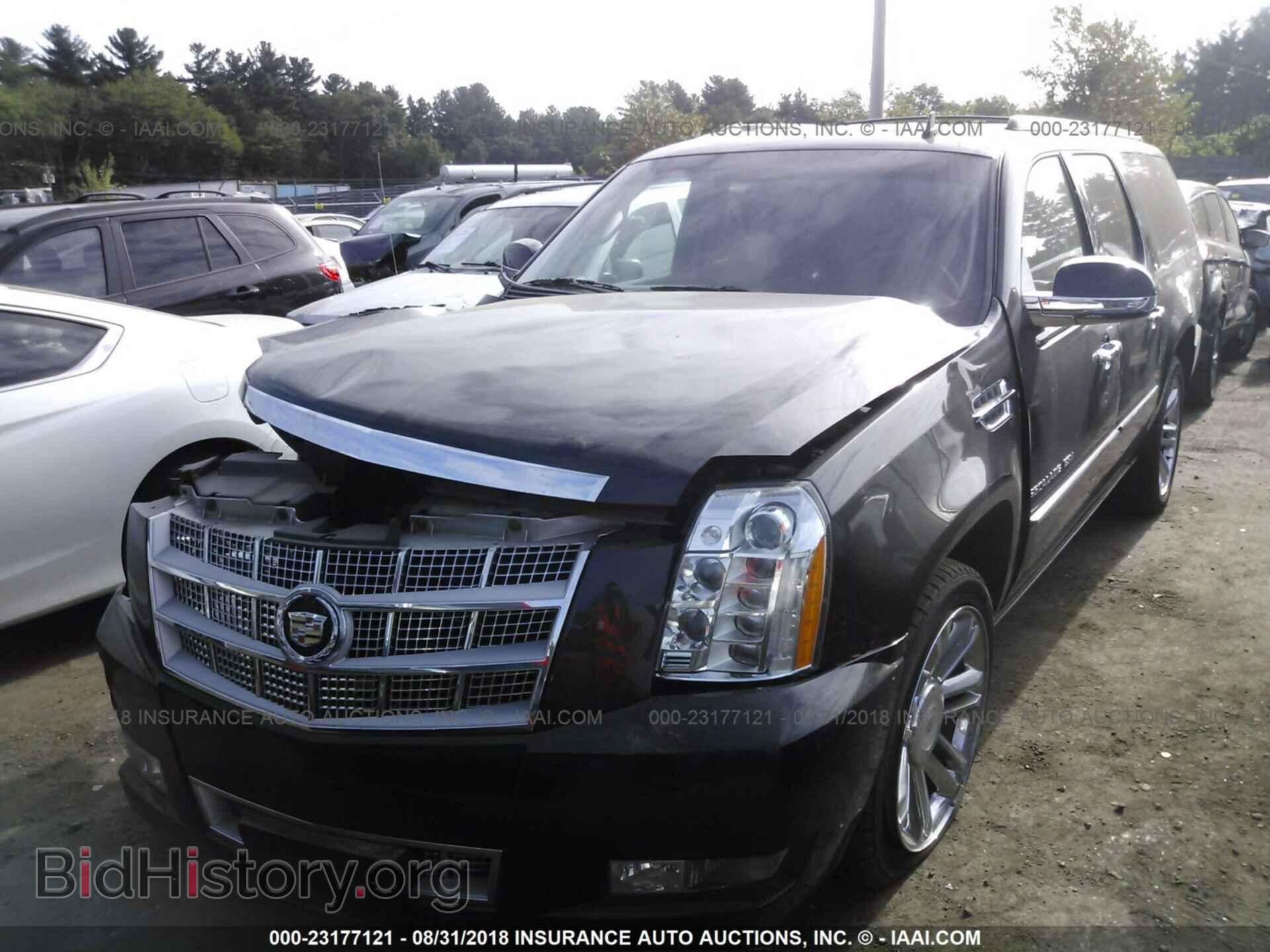 2013 CADILLAC ESCALADE - VIN: 1GYS4KEF9DR236275 - Фото 2