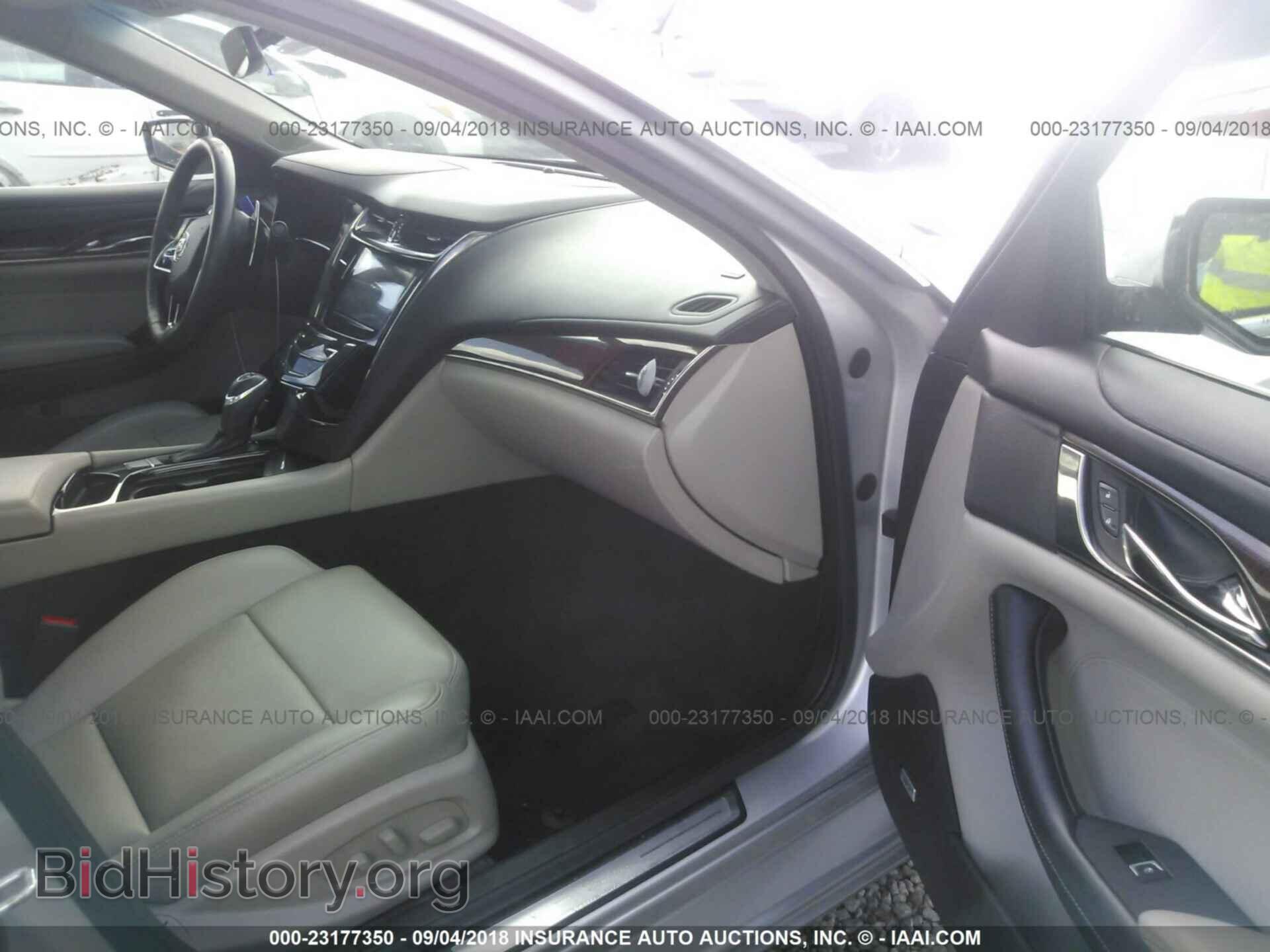 2014 Cadillac Cts - VIN: 1G6AP5SX6E0156965 - Фото 5
