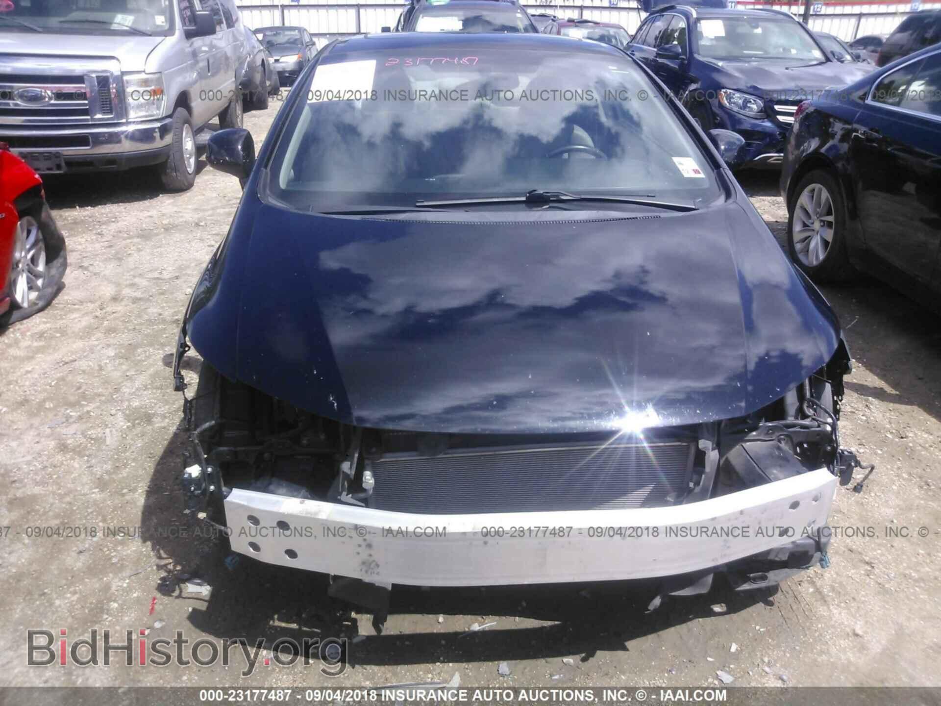 2012 Honda Civic - VIN: 2HGFG3B04CH505562 - Photo 6