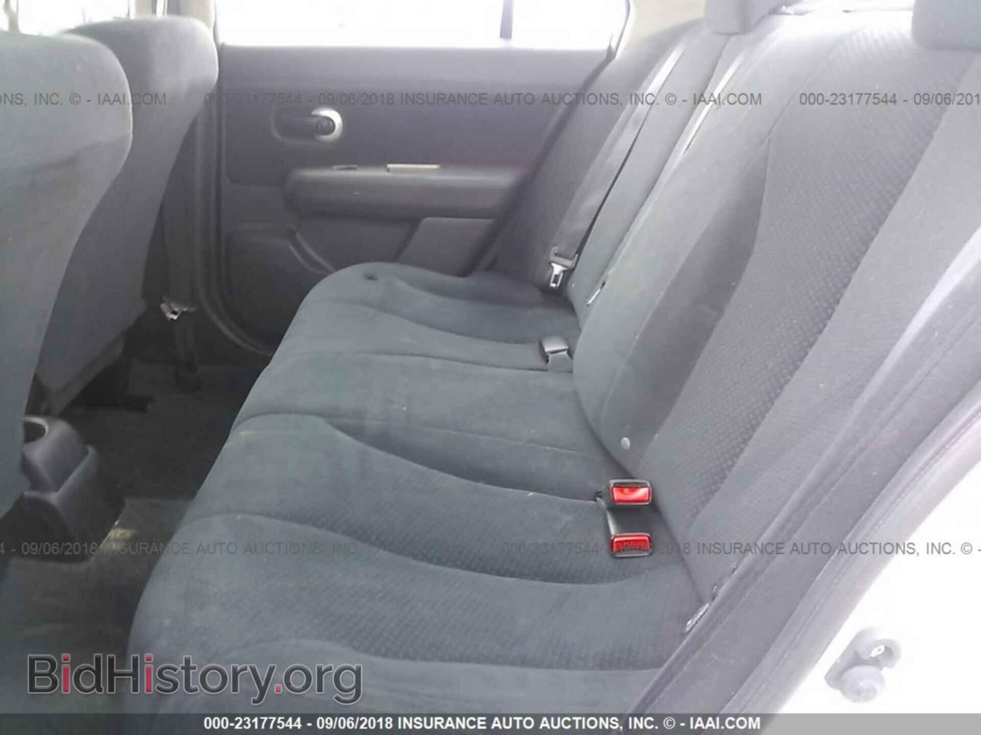 2011 Nissan Versa - VIN: 3N1BC1AP6BL450682 - Фото 8