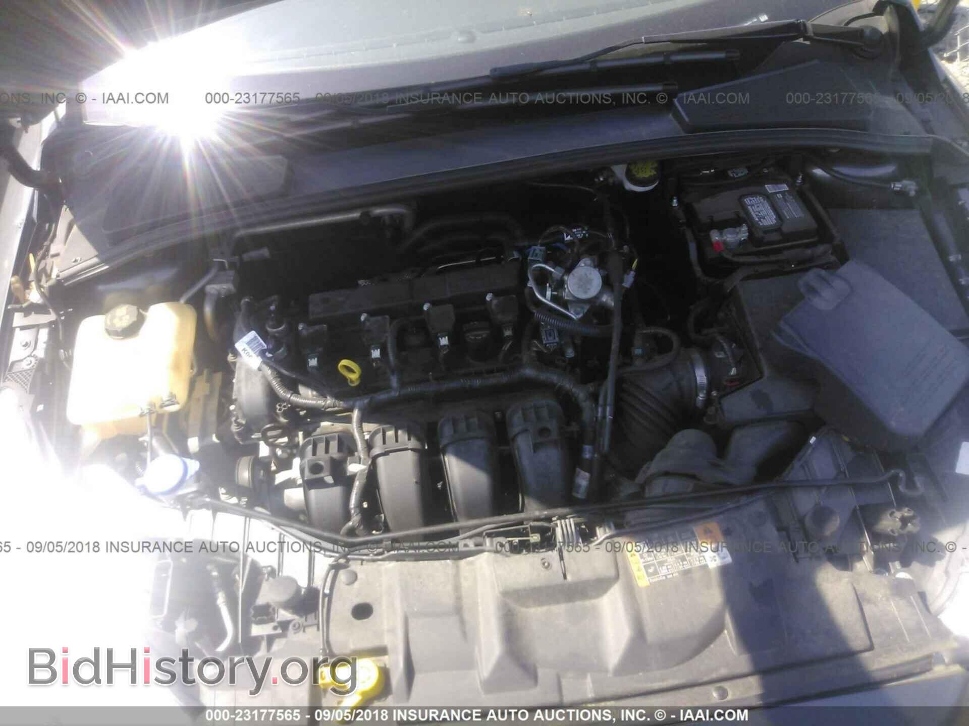 2016 Ford Focus - VIN: 1FADP3F29GL357148 - Photo 10