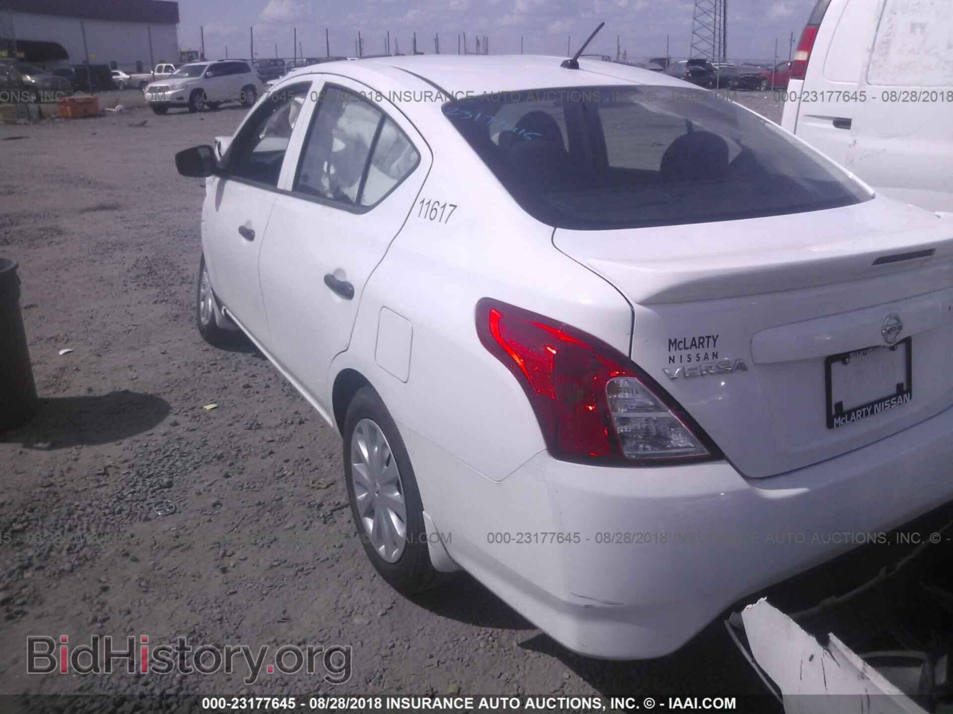 2017 Nissan Versa - VIN: 3N1CN7AP3HL839287 - Photo 3