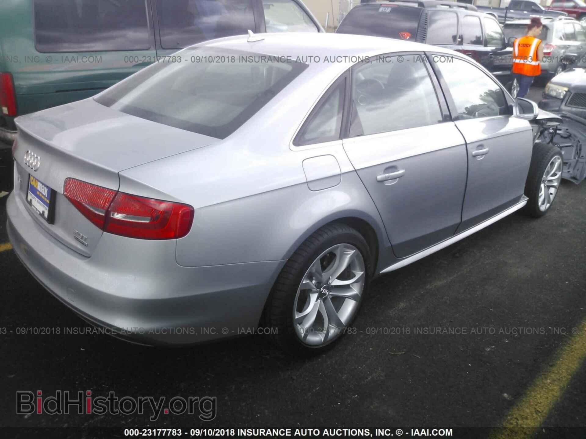 2015 Audi A4 - VIN: WAUBFAFL7FA080704 - Фото 4