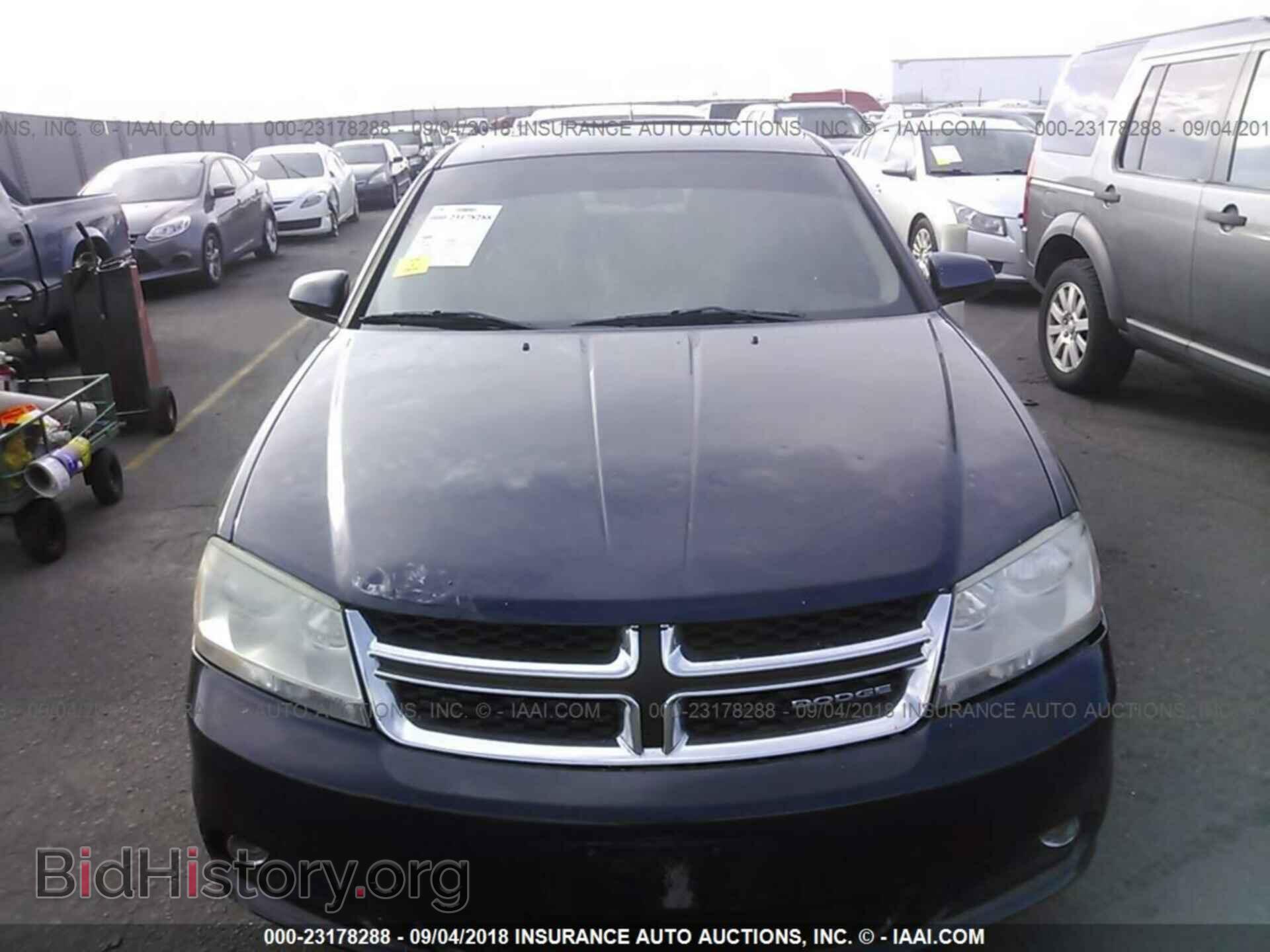 2011 Dodge Avenger - VIN: 1B3BD2FG2BN507003 - Photo 6