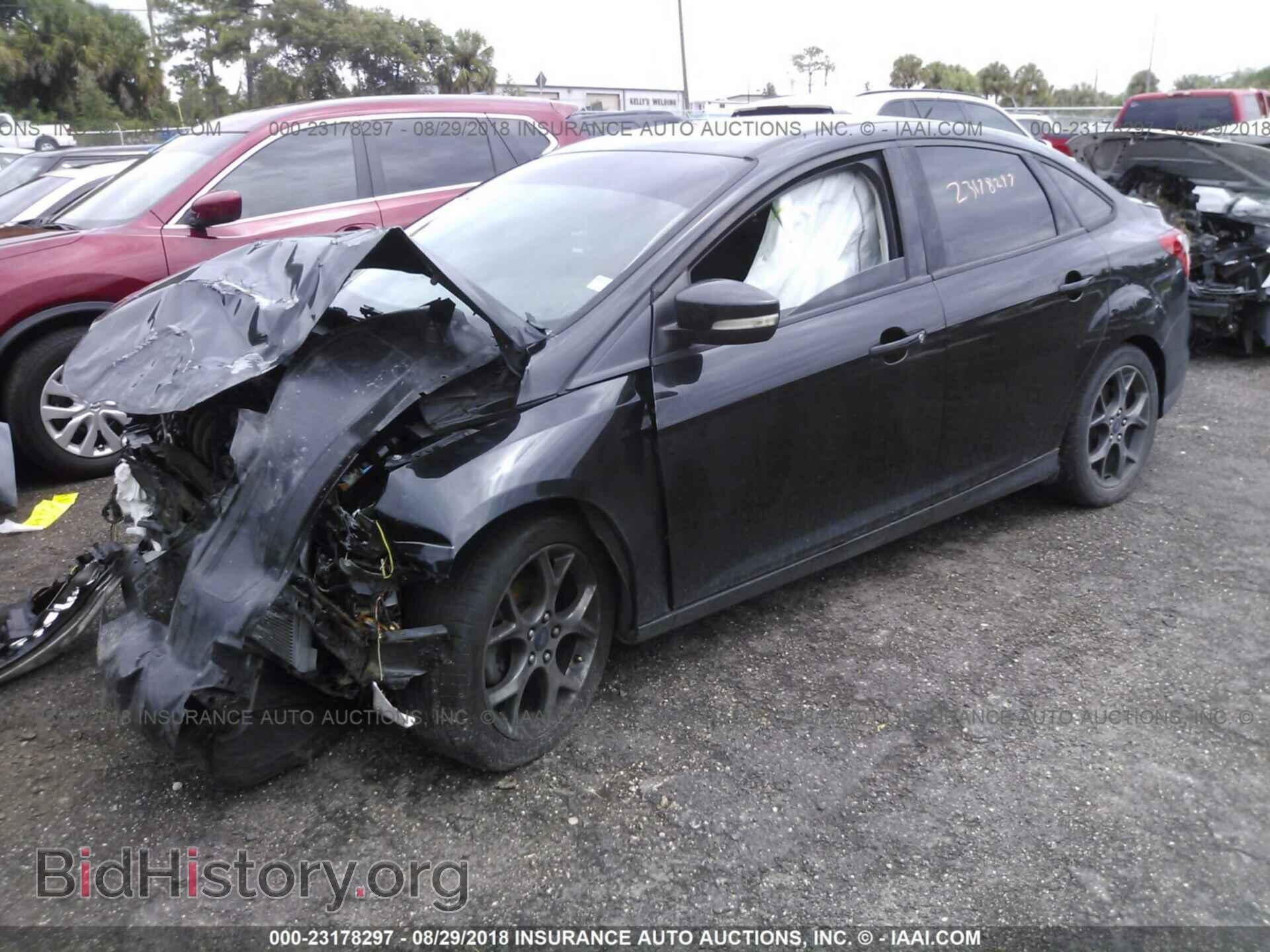 2014 Ford Focus - VIN: 1FADP3F22EL284248 - Фото 2