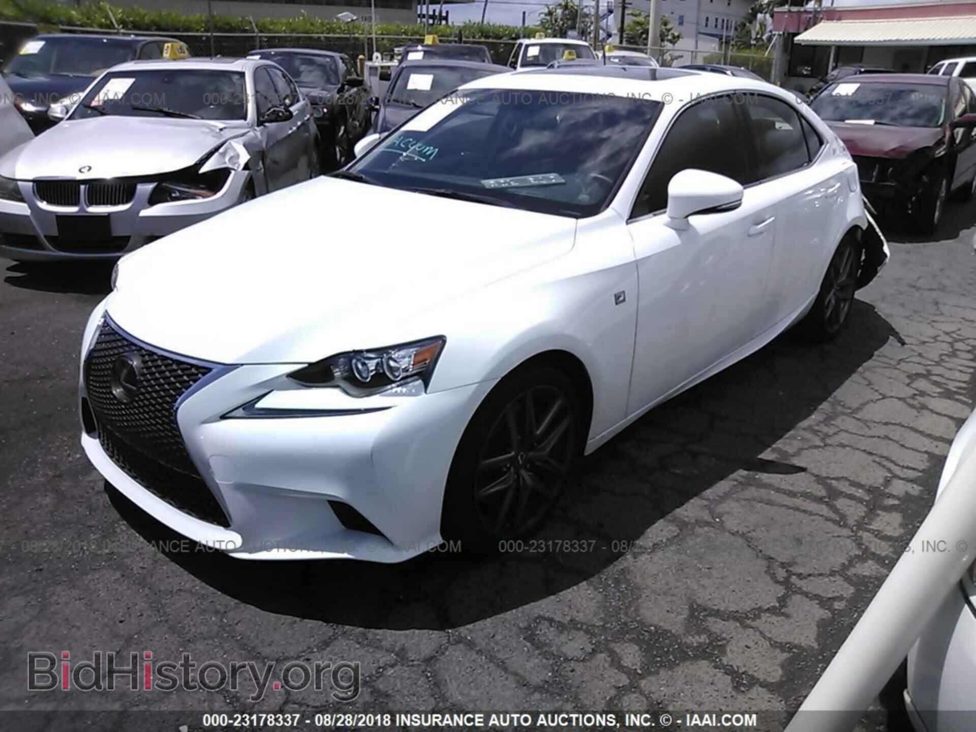 2014 Lexus Is - VIN: JTHBE1D28E5008142 - Photo 2