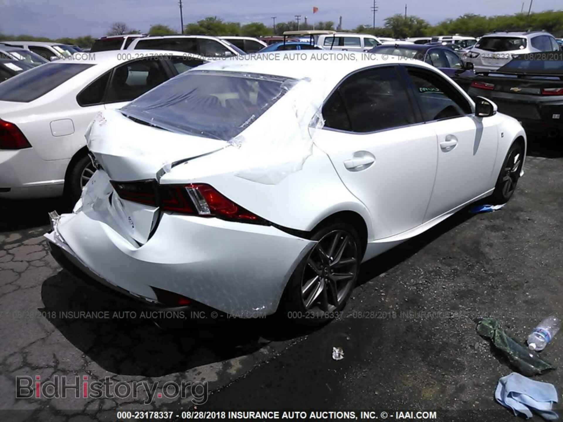 2014 Lexus Is - VIN: JTHBE1D28E5008142 - Photo 4